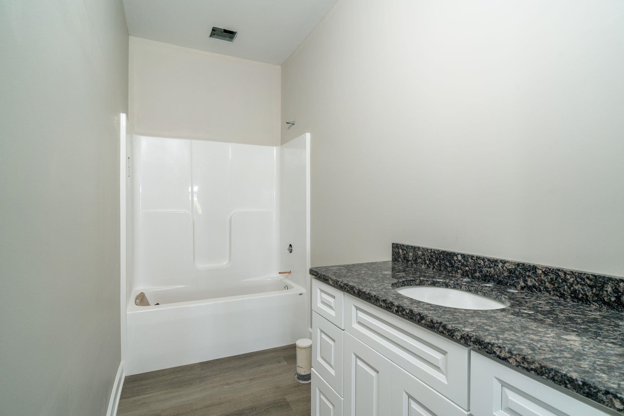 263 FREEMONT CIR