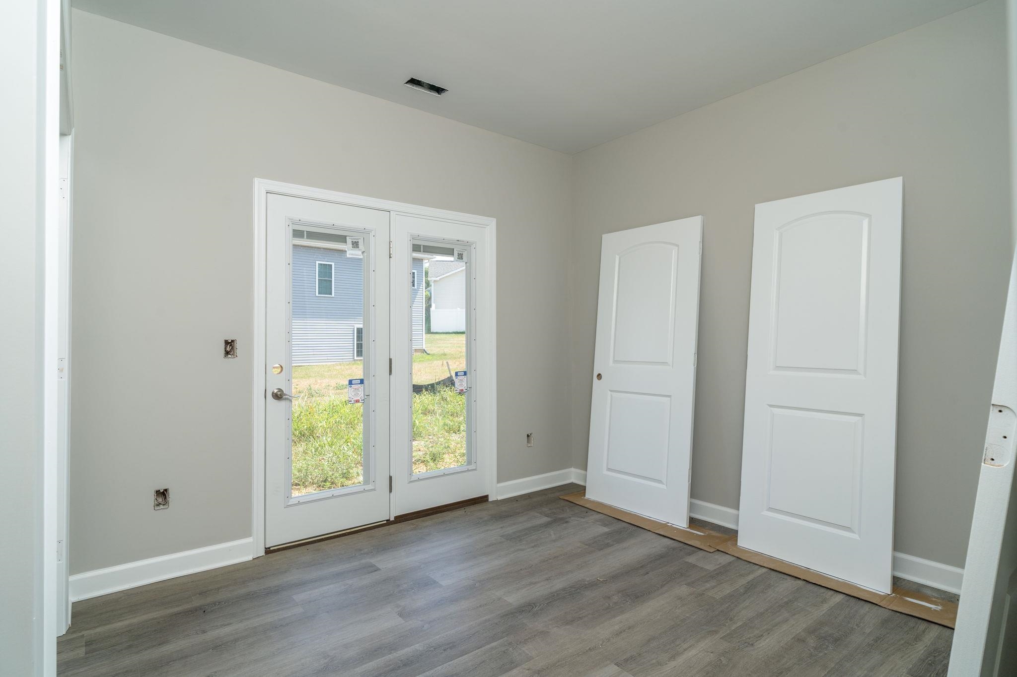 263 FREEMONT CIR