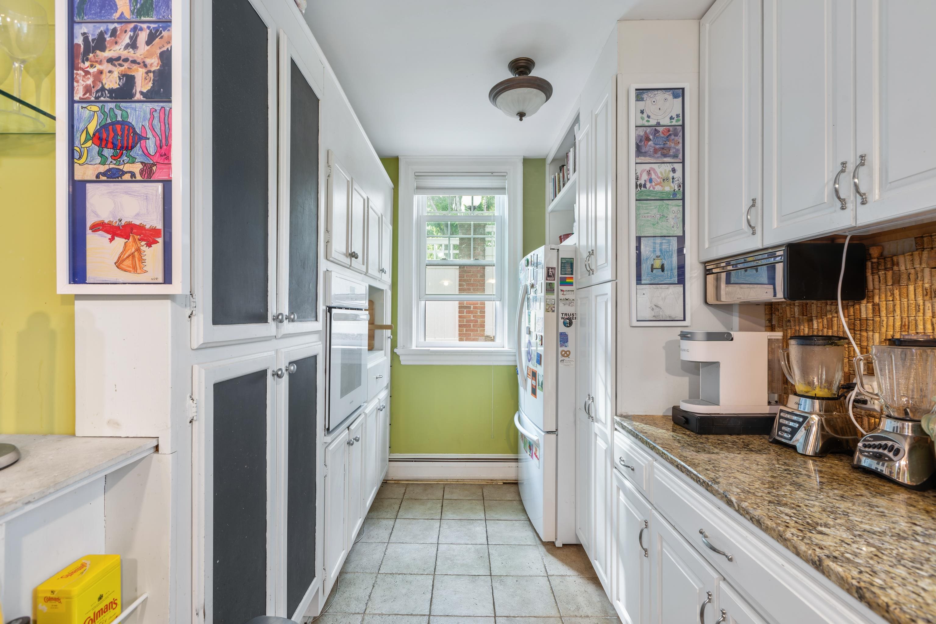 633 S WAYNE AVE