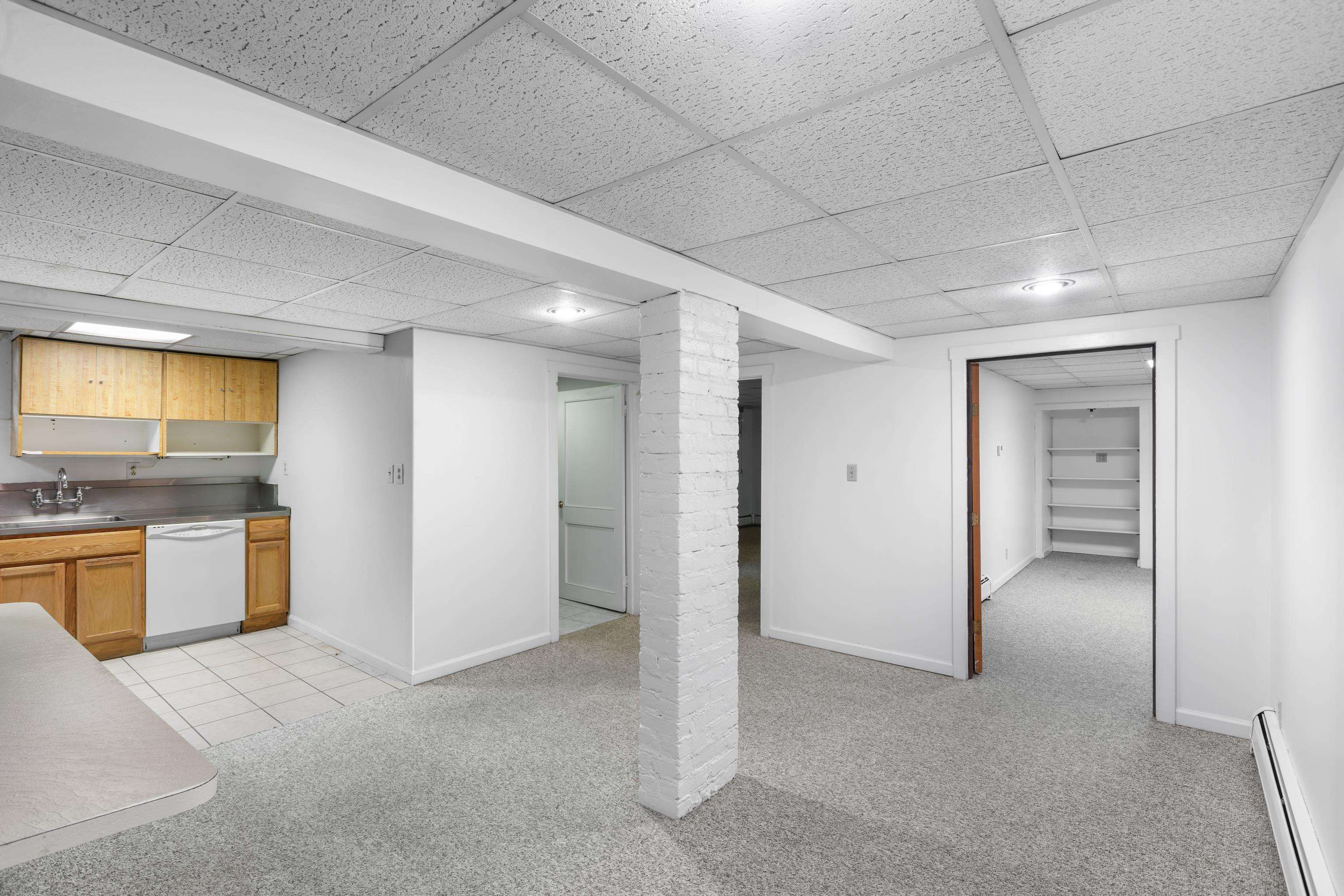633 S WAYNE AVE