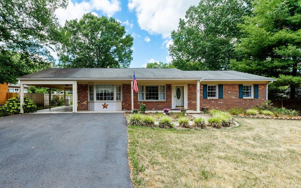 25 FLINT MOUNTAIN DR