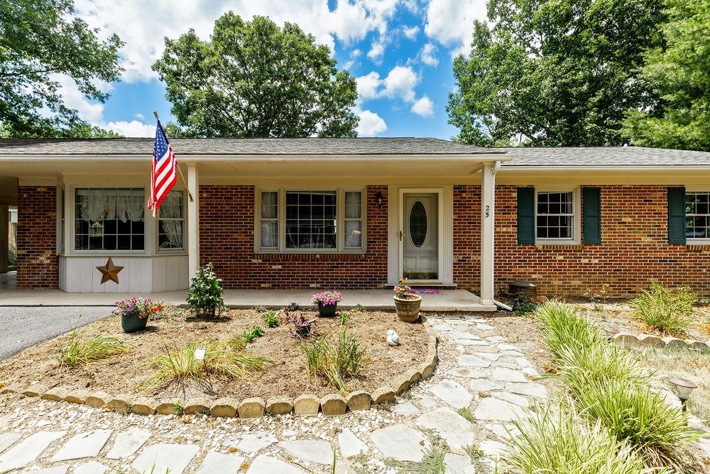 25 FLINT MOUNTAIN DR