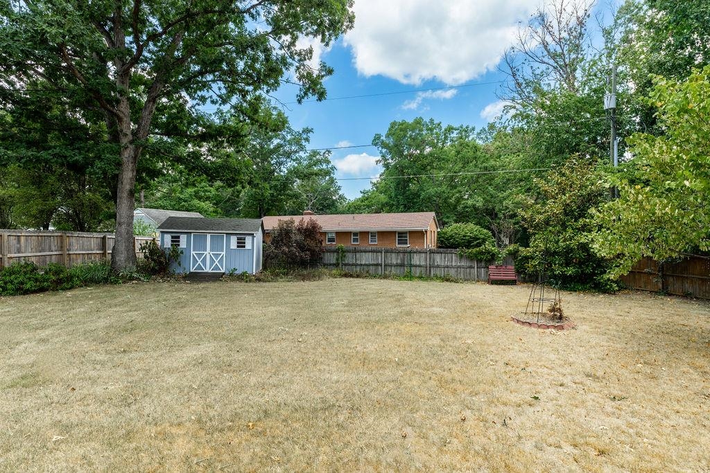 25 FLINT MOUNTAIN DR