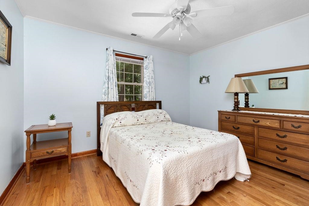 25 FLINT MOUNTAIN DR