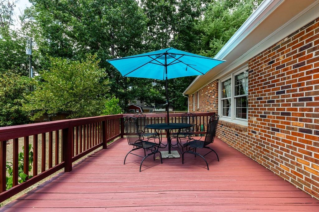 25 FLINT MOUNTAIN DR