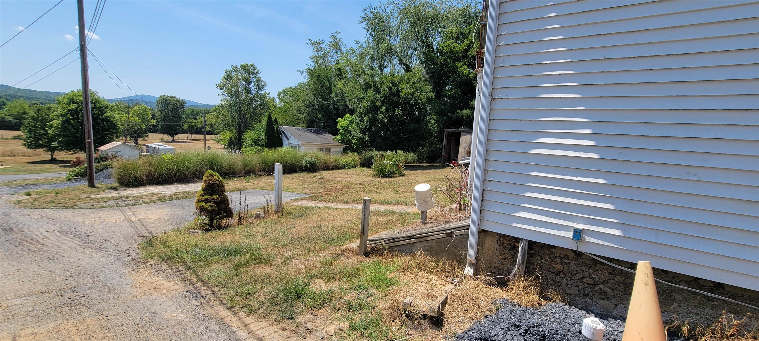 1928 & 1930 LYNDHURST RD