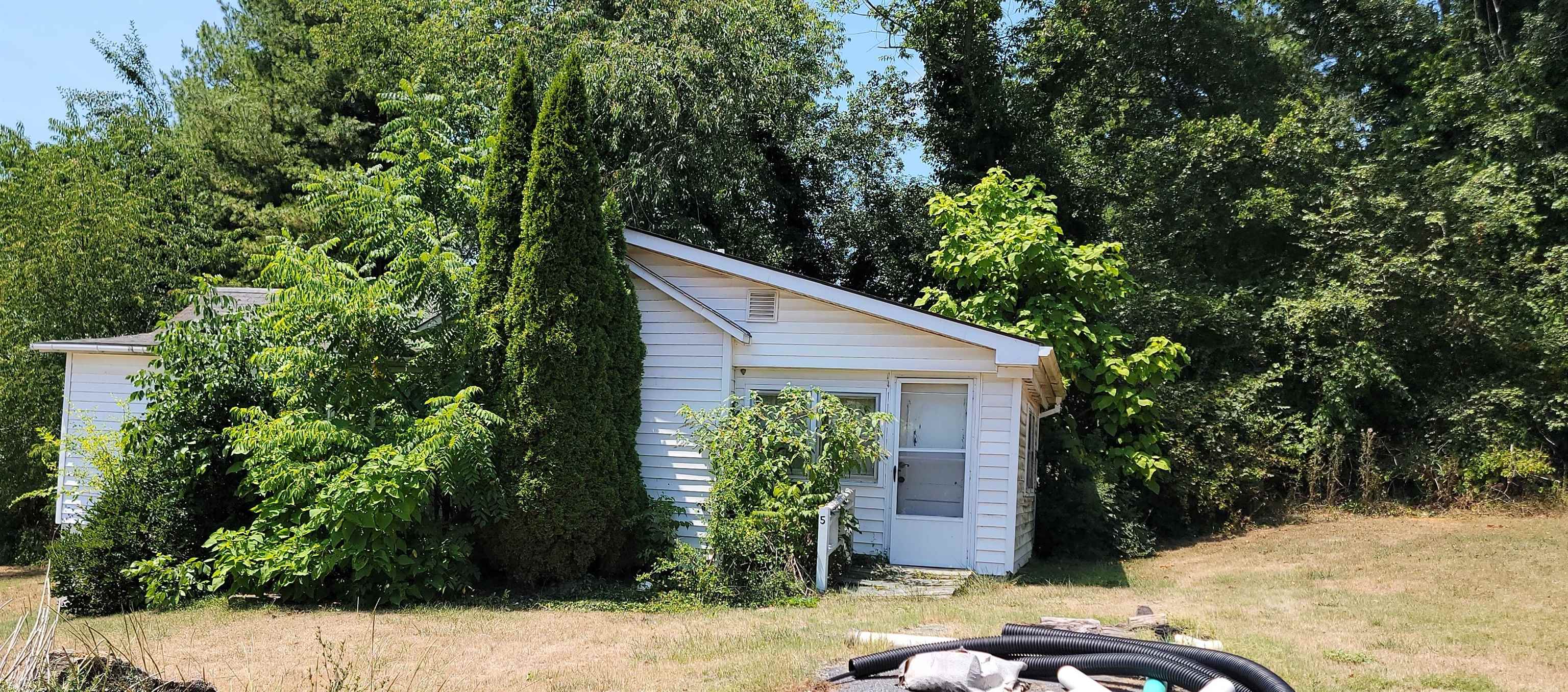 1928 & 1930 LYNDHURST RD