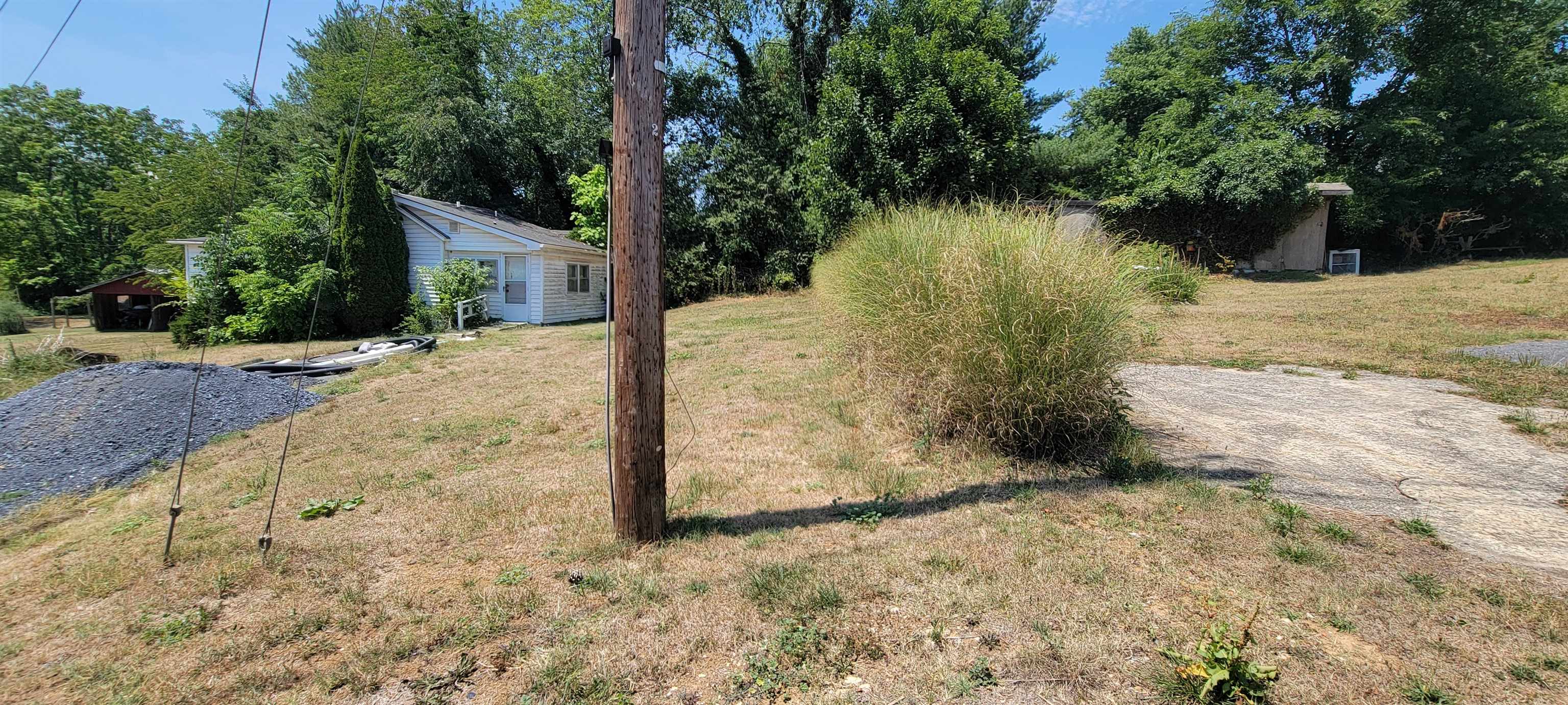 1928 & 1930 LYNDHURST RD