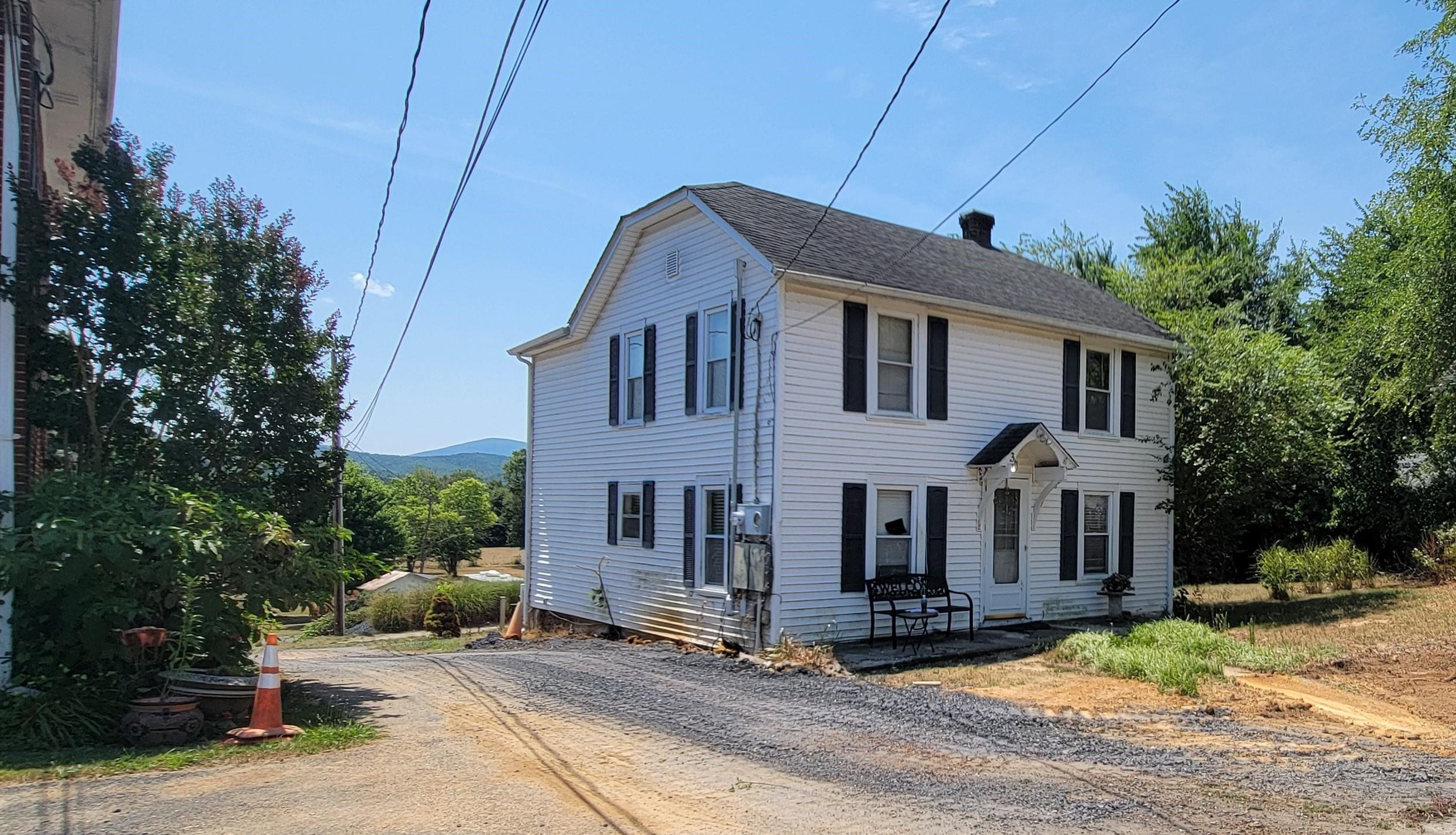 1928 & 1930 LYNDHURST RD