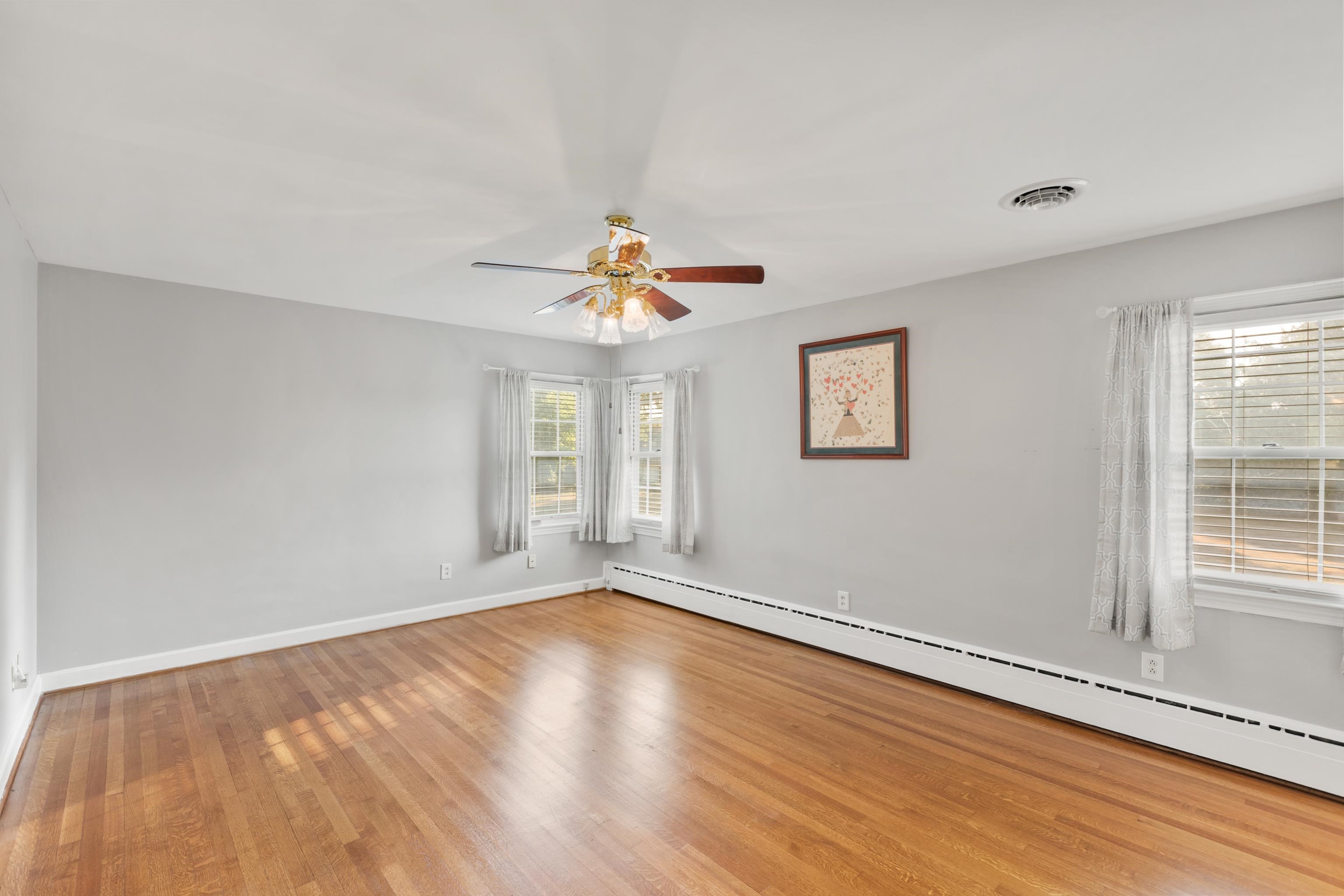 830 S ELLISON LN