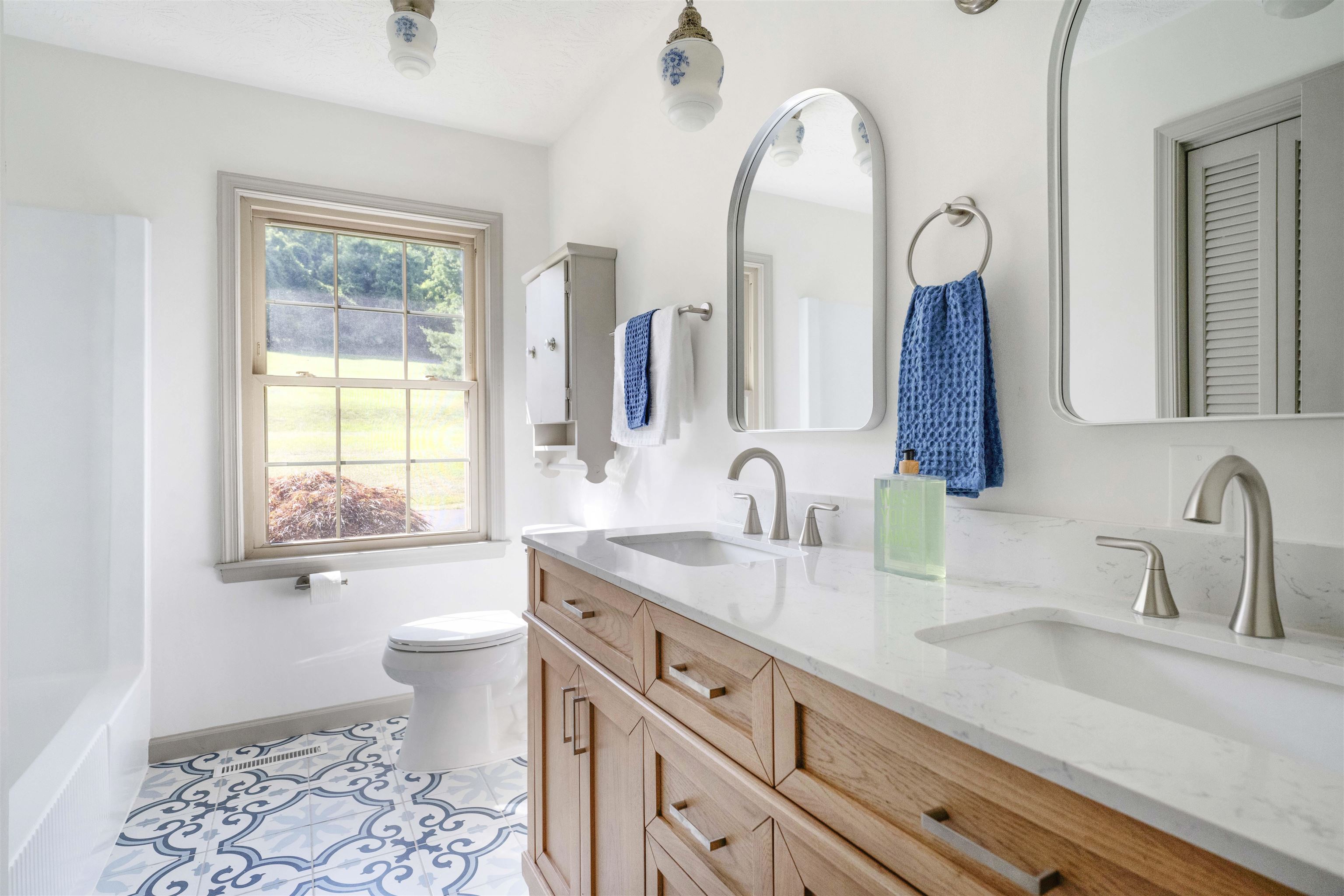 2175 OLD GREENVILLE RD