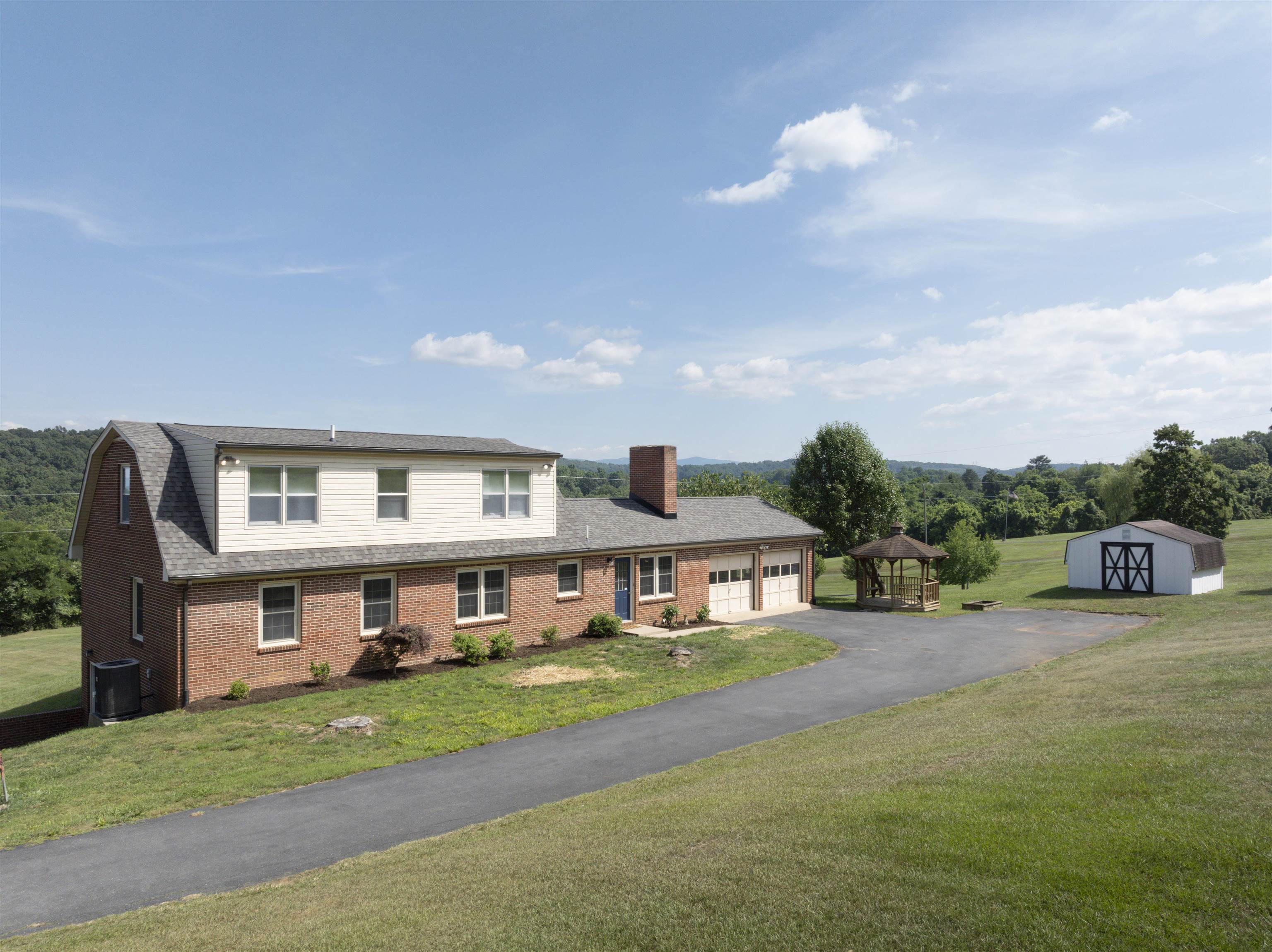 2175 OLD GREENVILLE RD