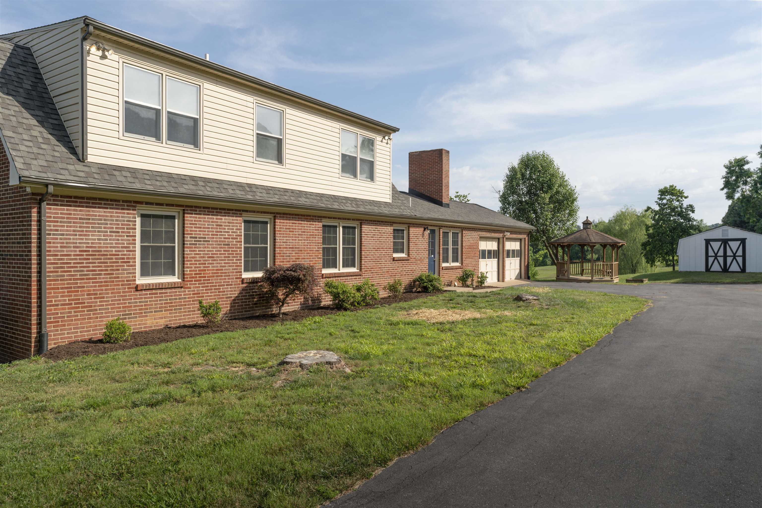 2175 OLD GREENVILLE RD