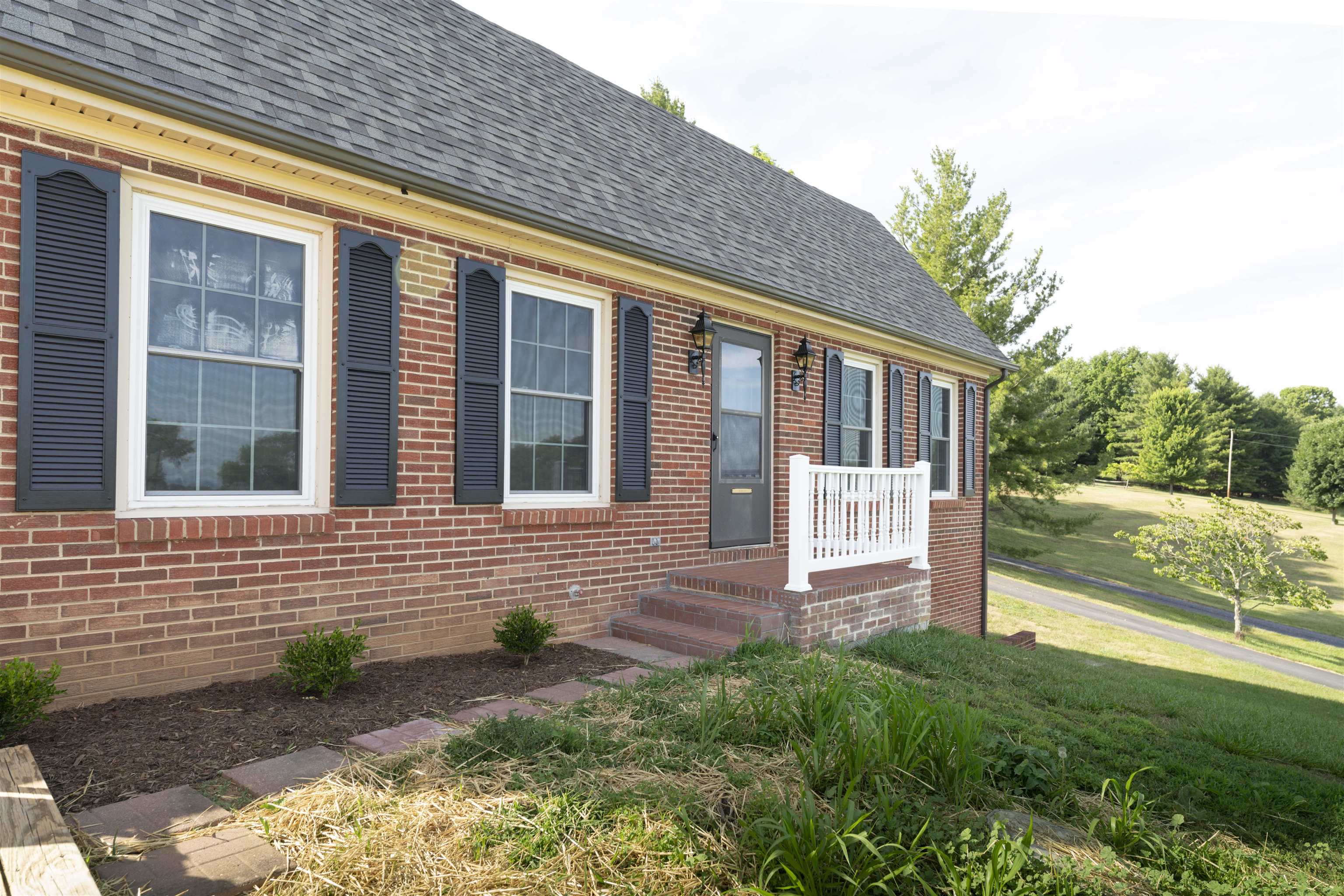 2175 OLD GREENVILLE RD