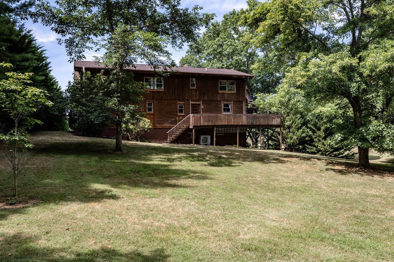 3193 TAYLOR SPRING LN