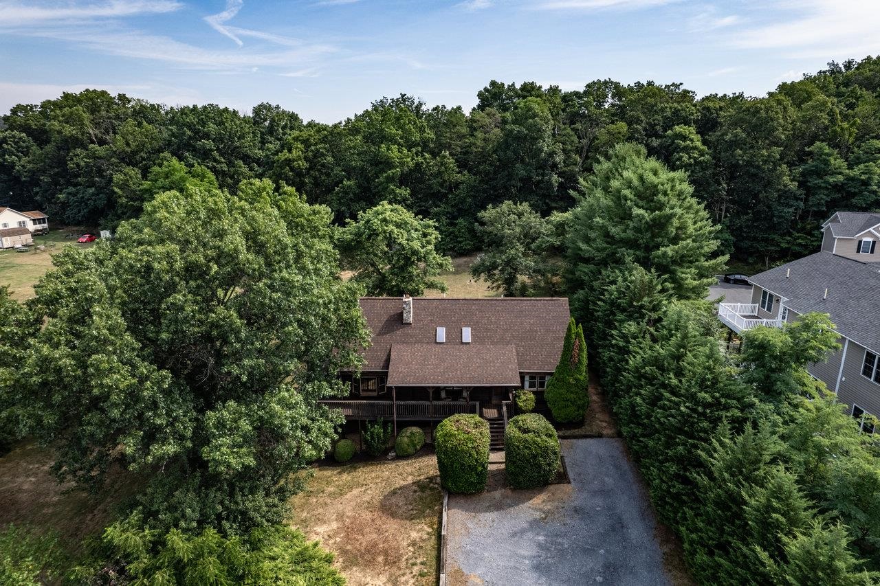 3193 TAYLOR SPRING LN