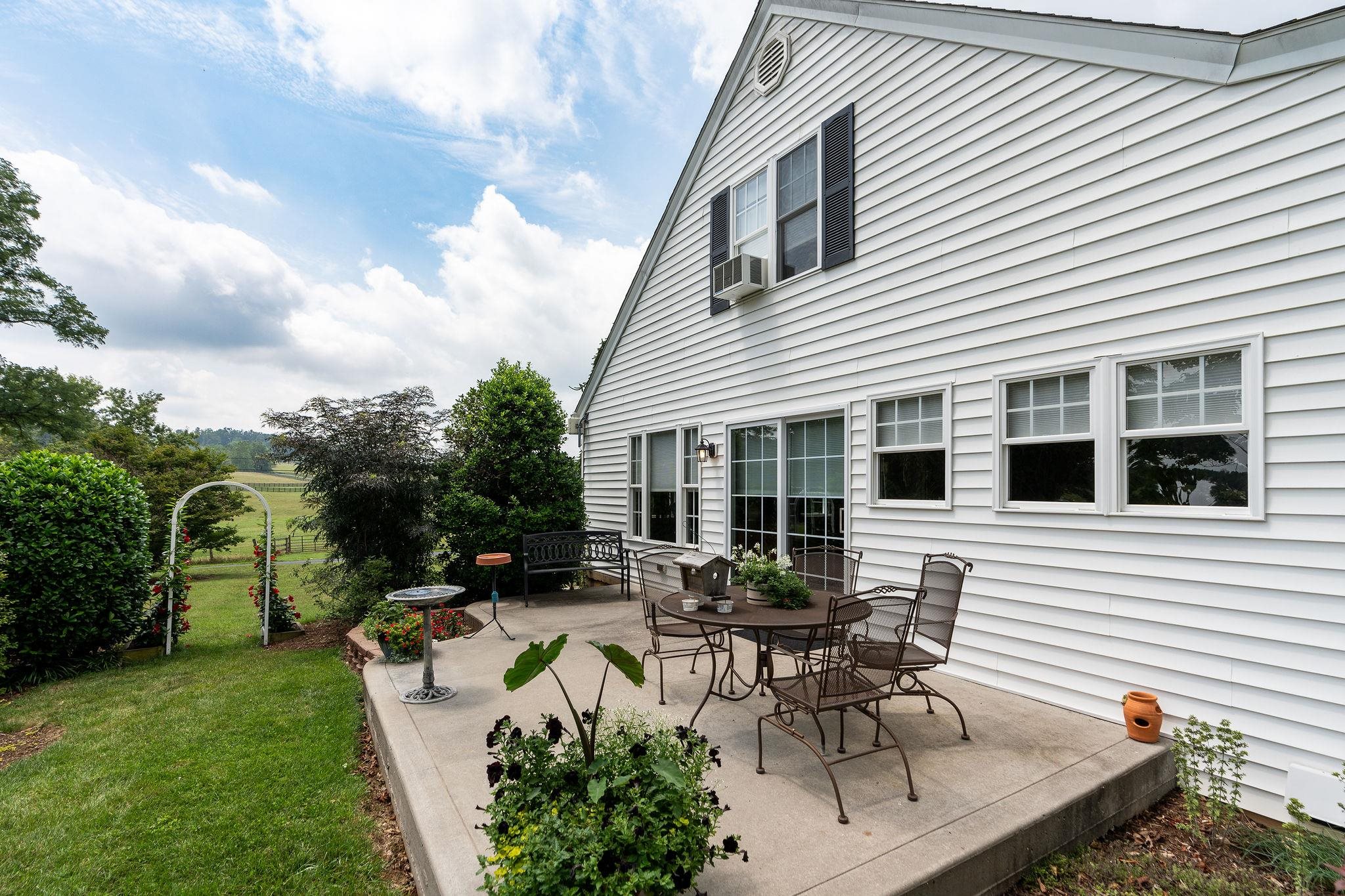 141 LEAPORT RD
