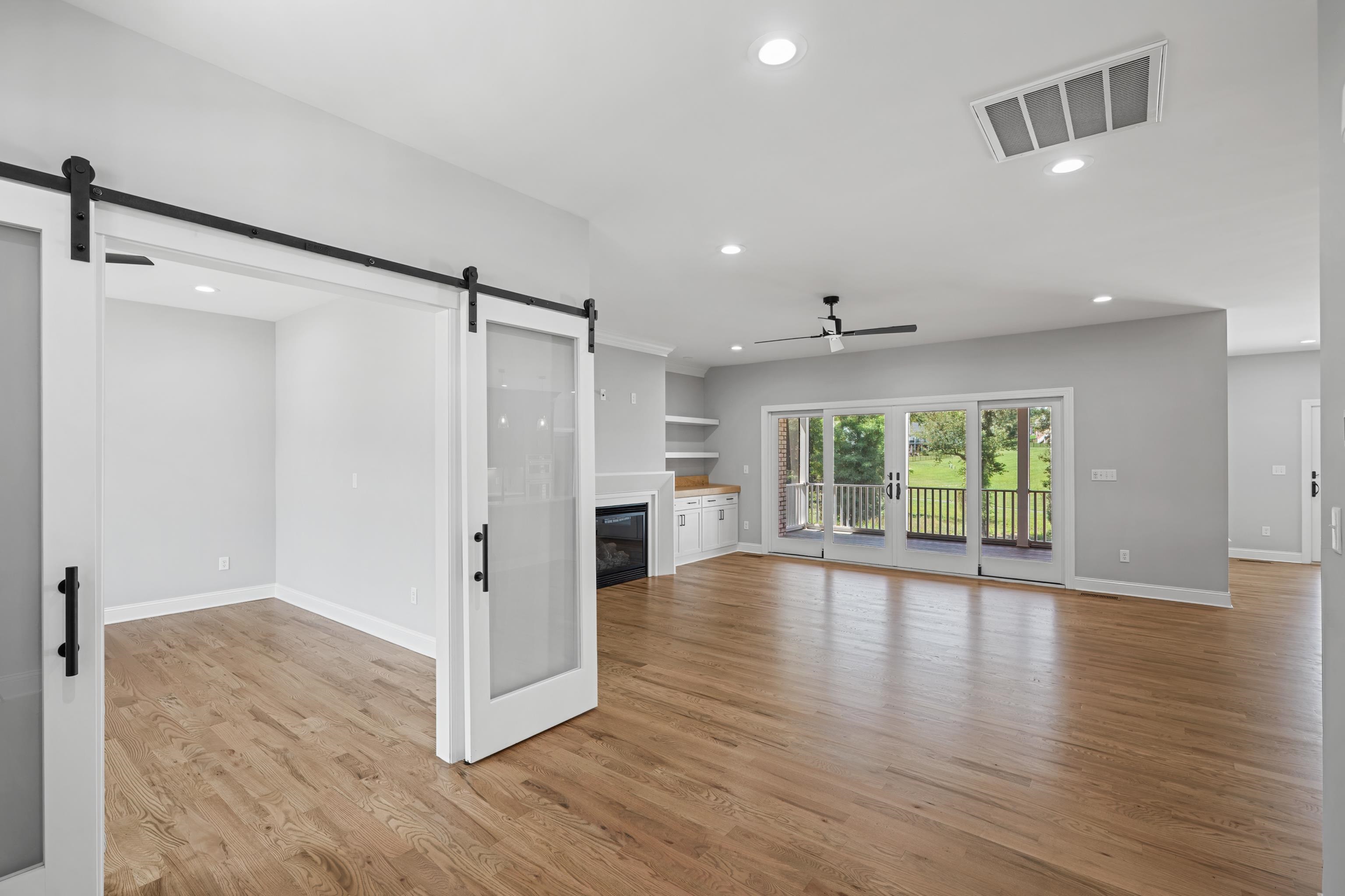 45 AVONWOODS DR