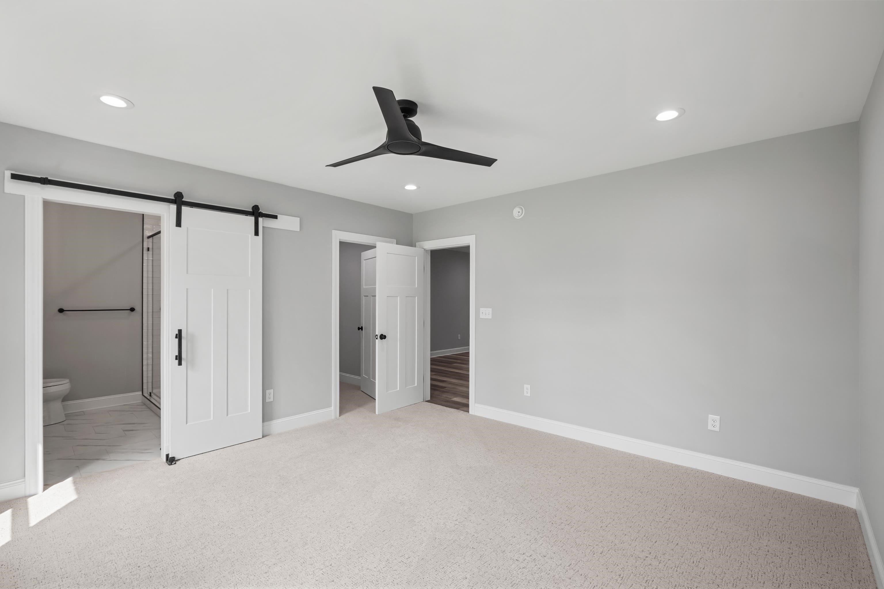 45 AVONWOODS DR