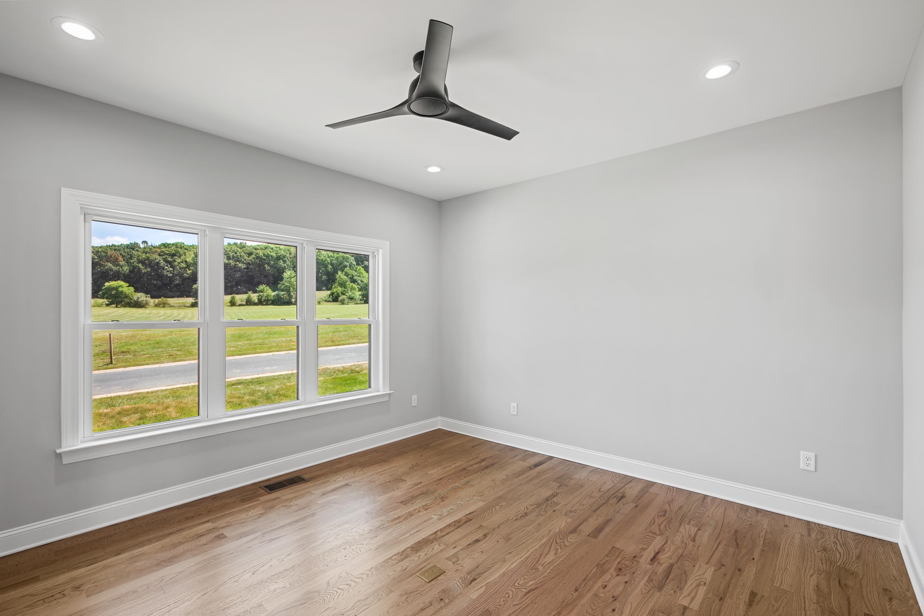 45 AVONWOODS DR