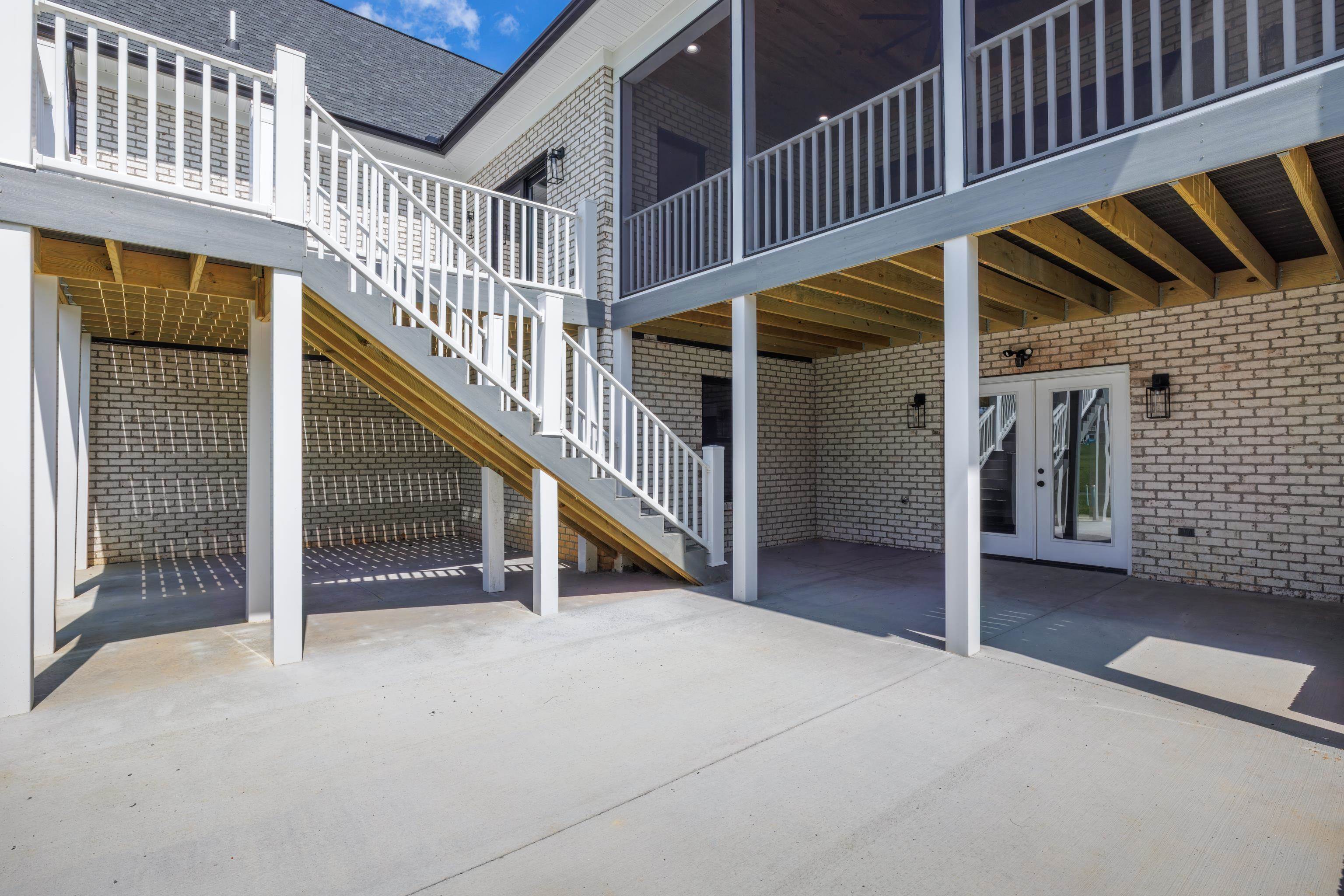 45 AVONWOODS DR