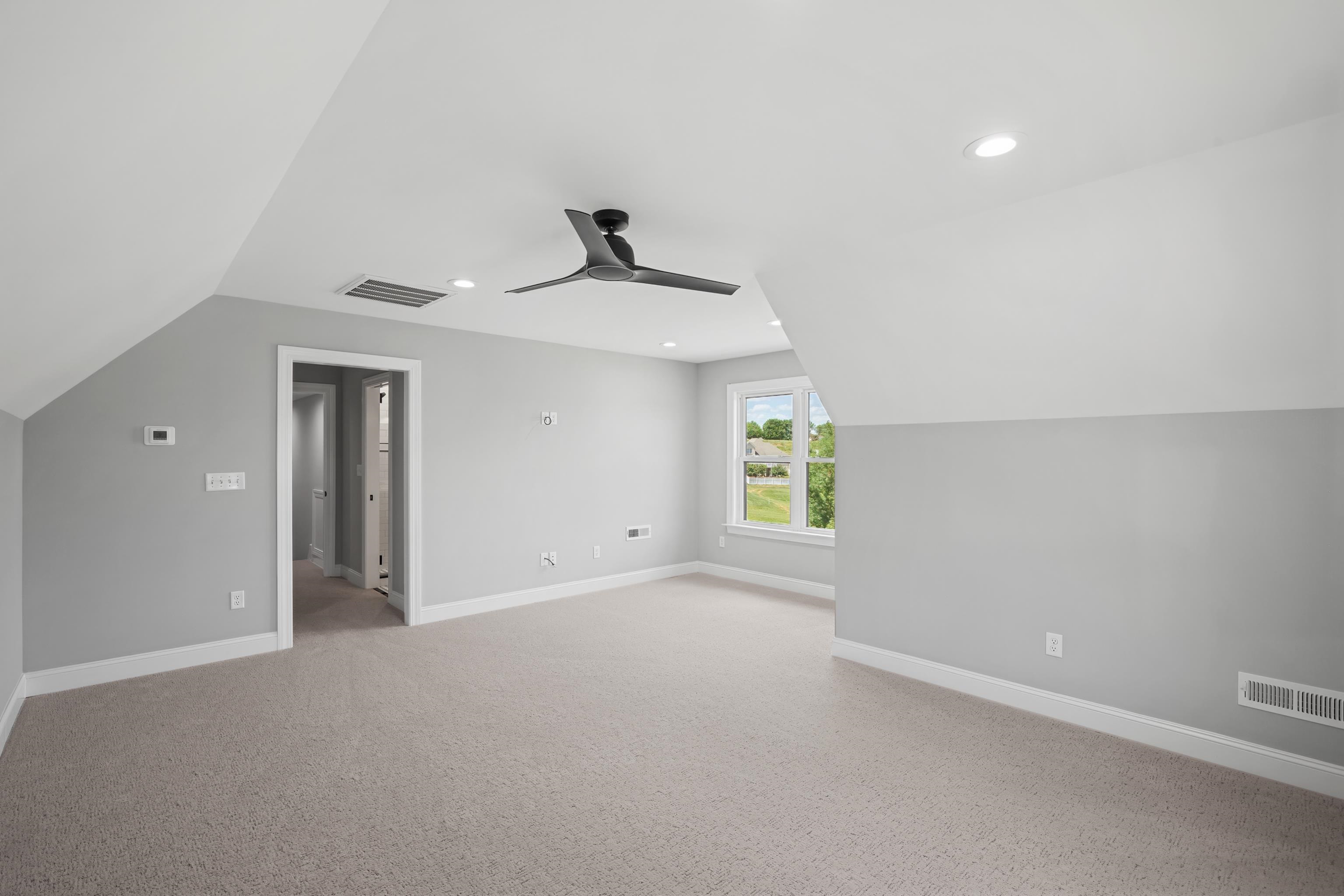45 AVONWOODS DR
