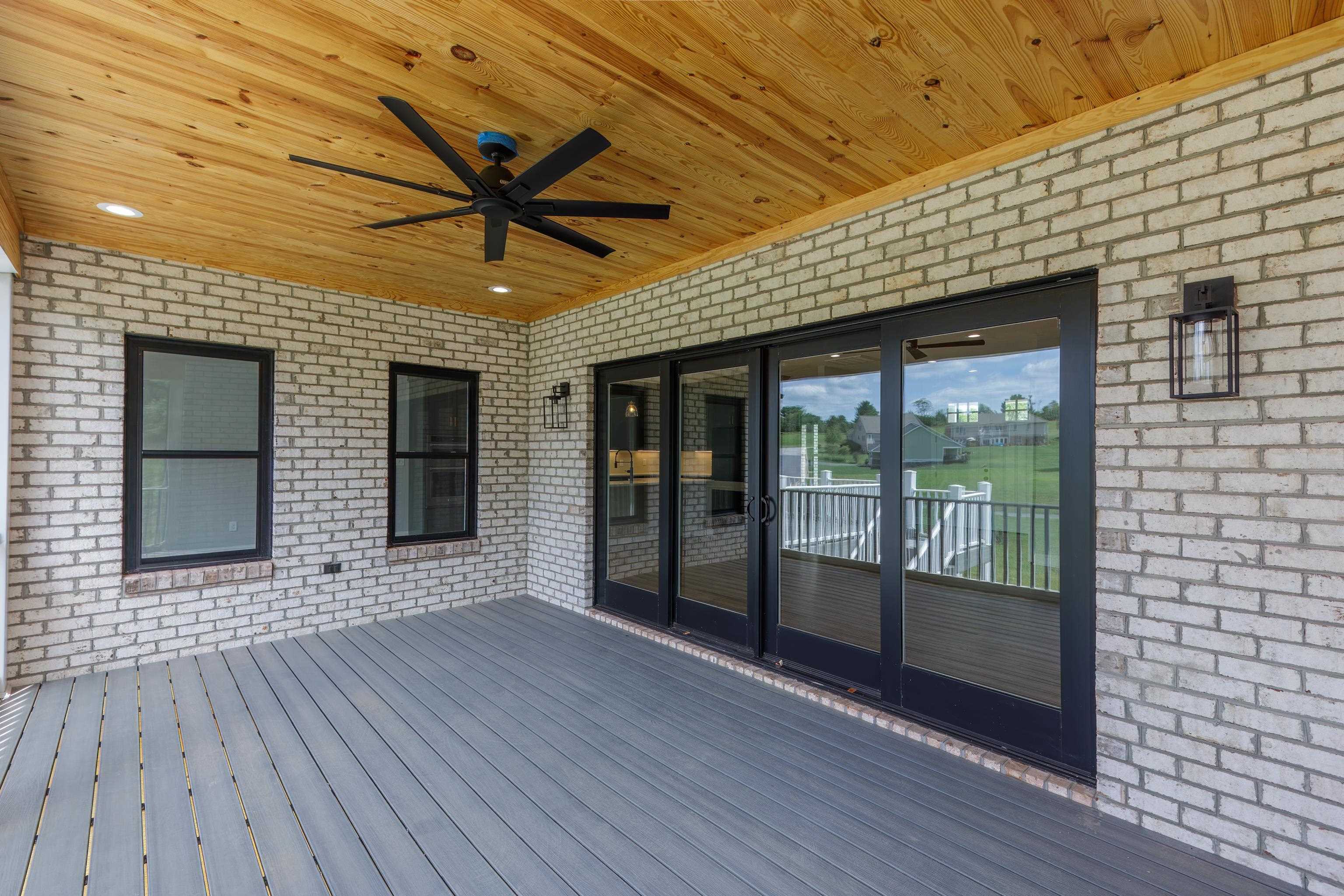 45 AVONWOODS DR