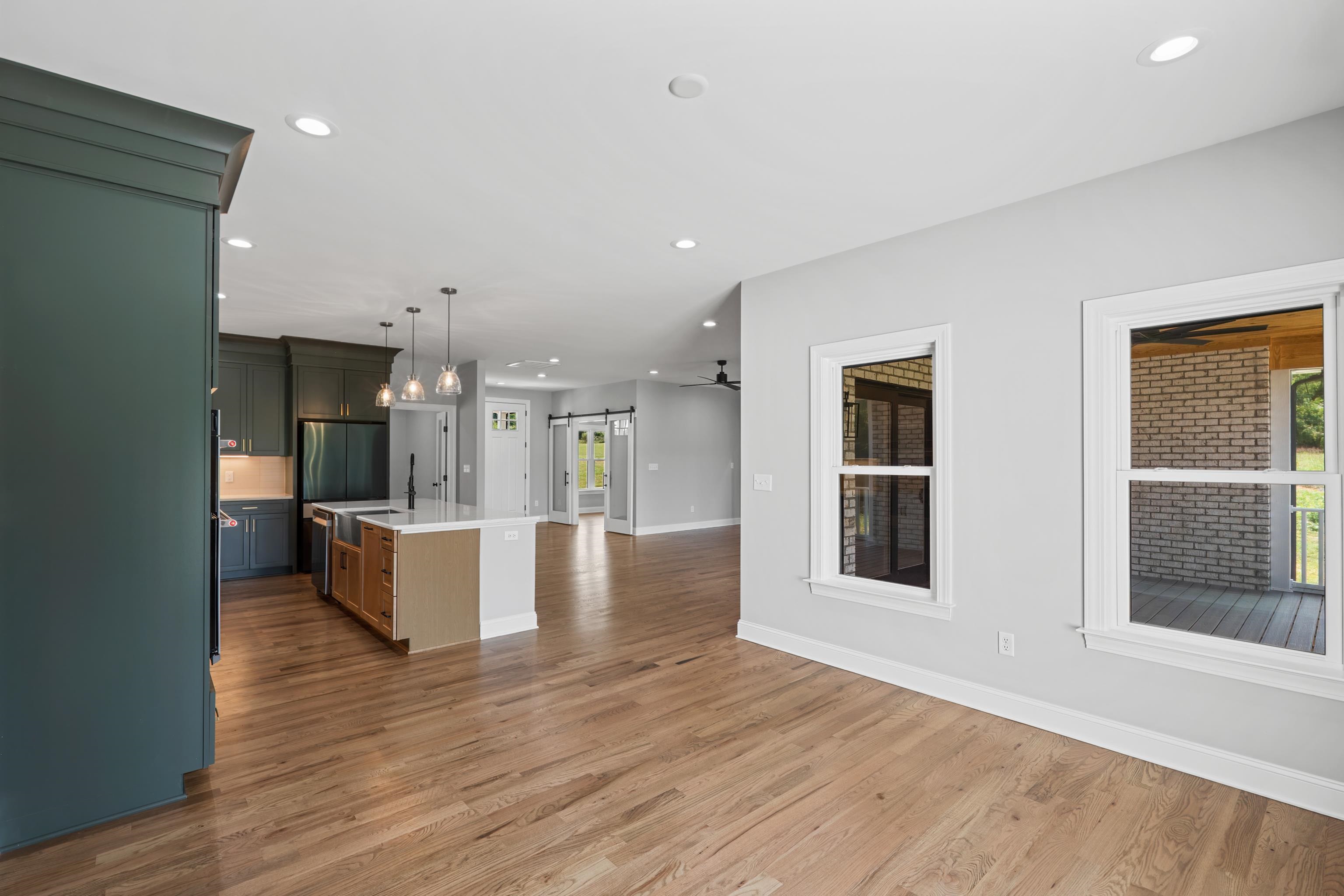 45 AVONWOODS DR