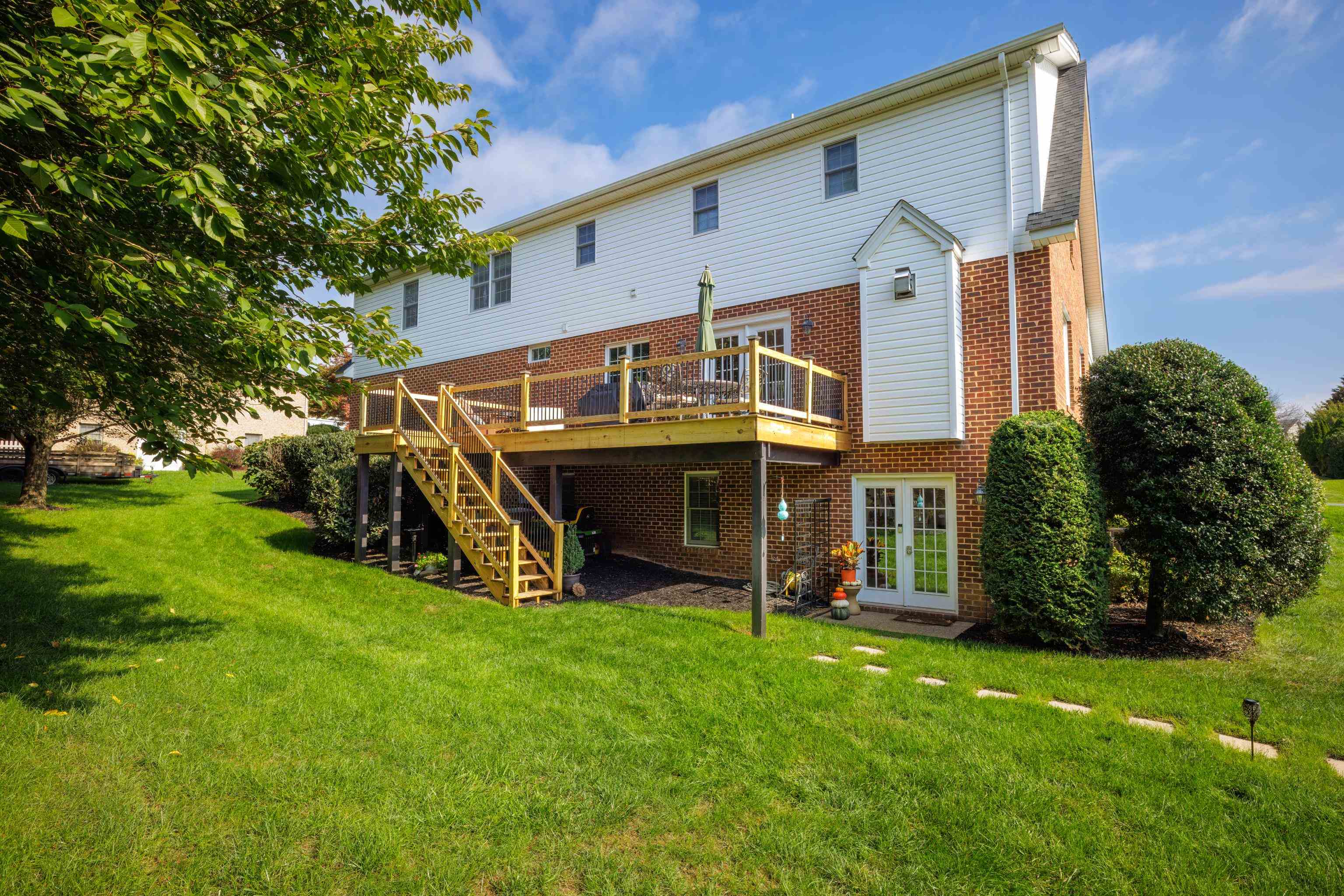 355 CONFEDERACY DR