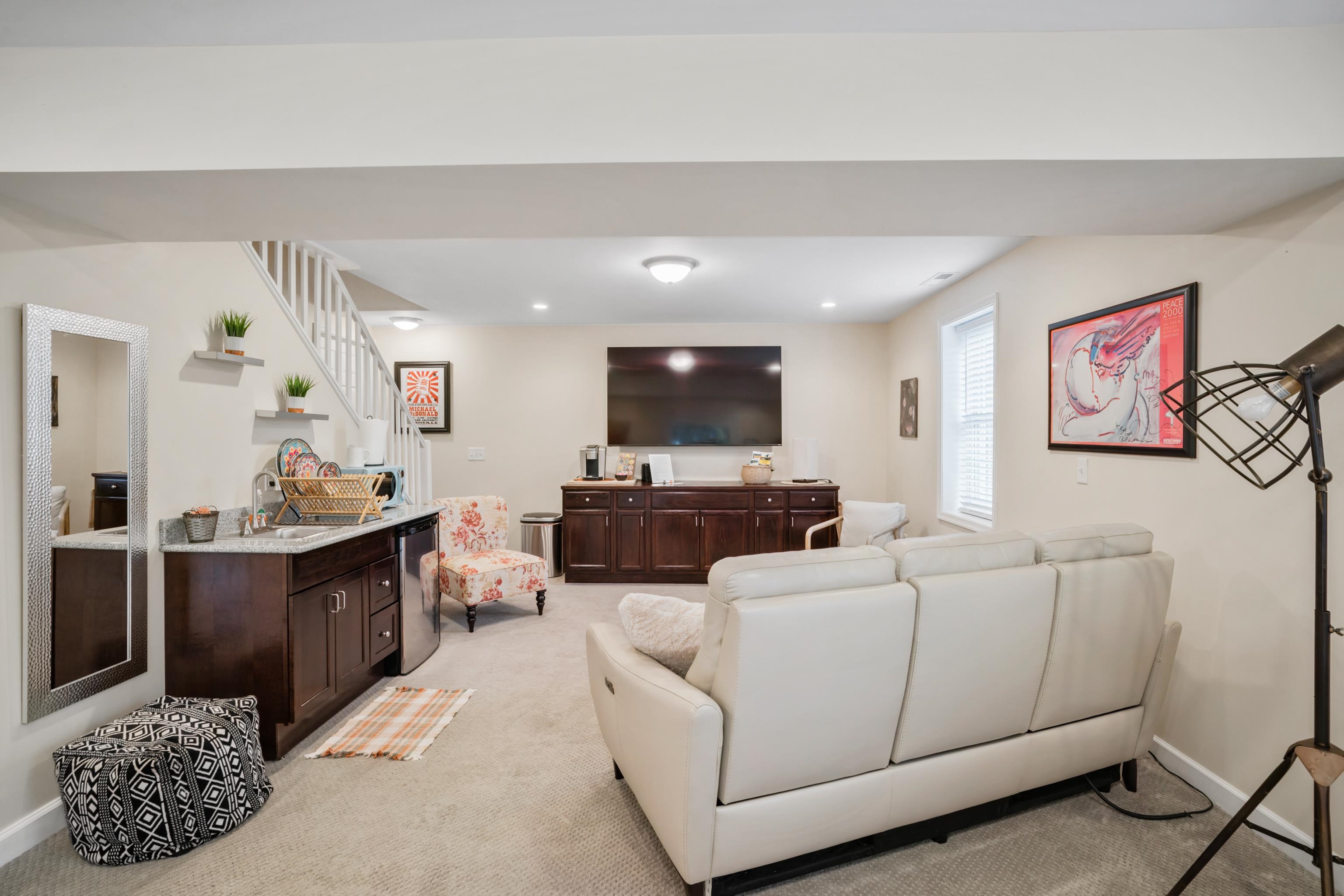 355 CONFEDERACY DR