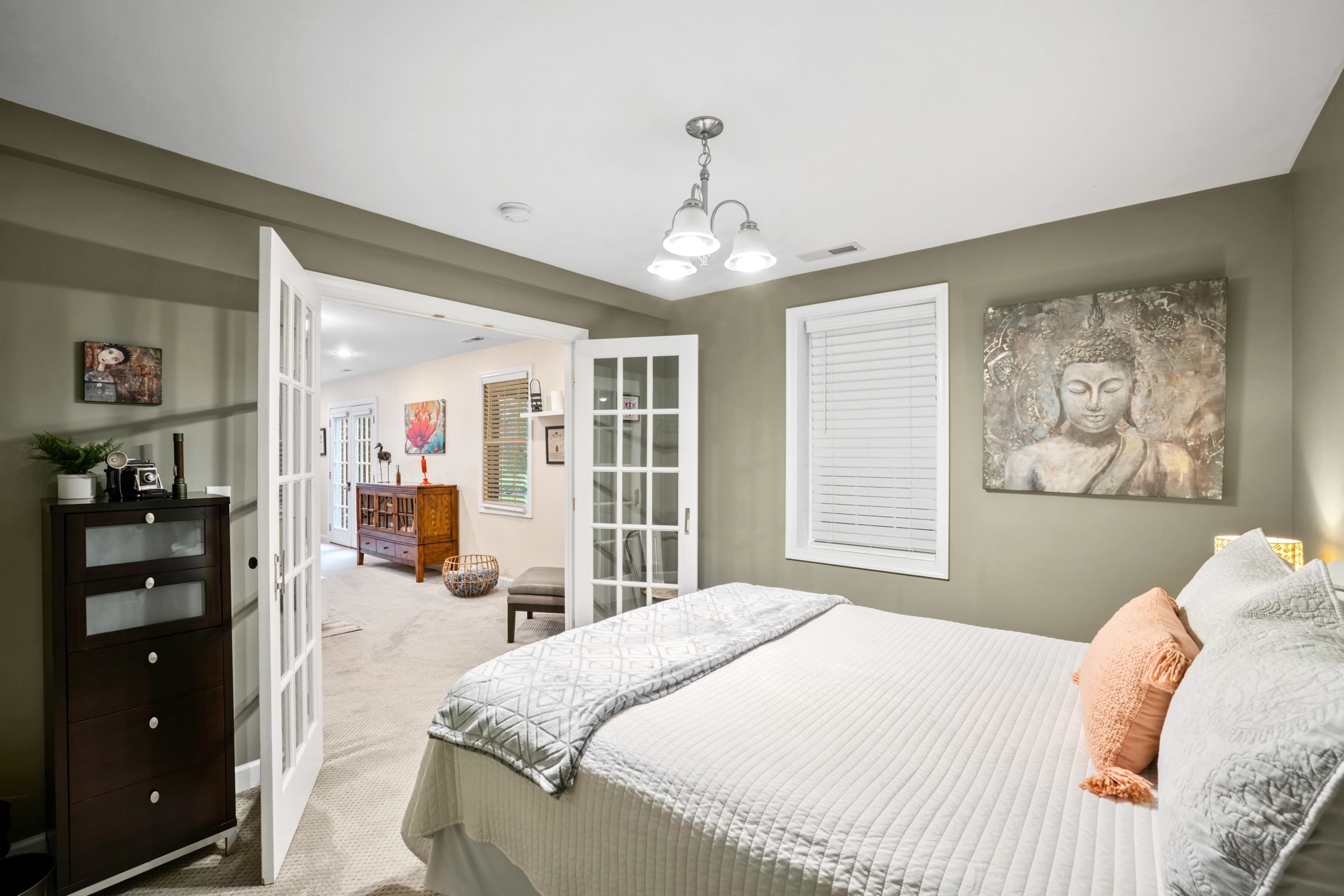 355 CONFEDERACY DR