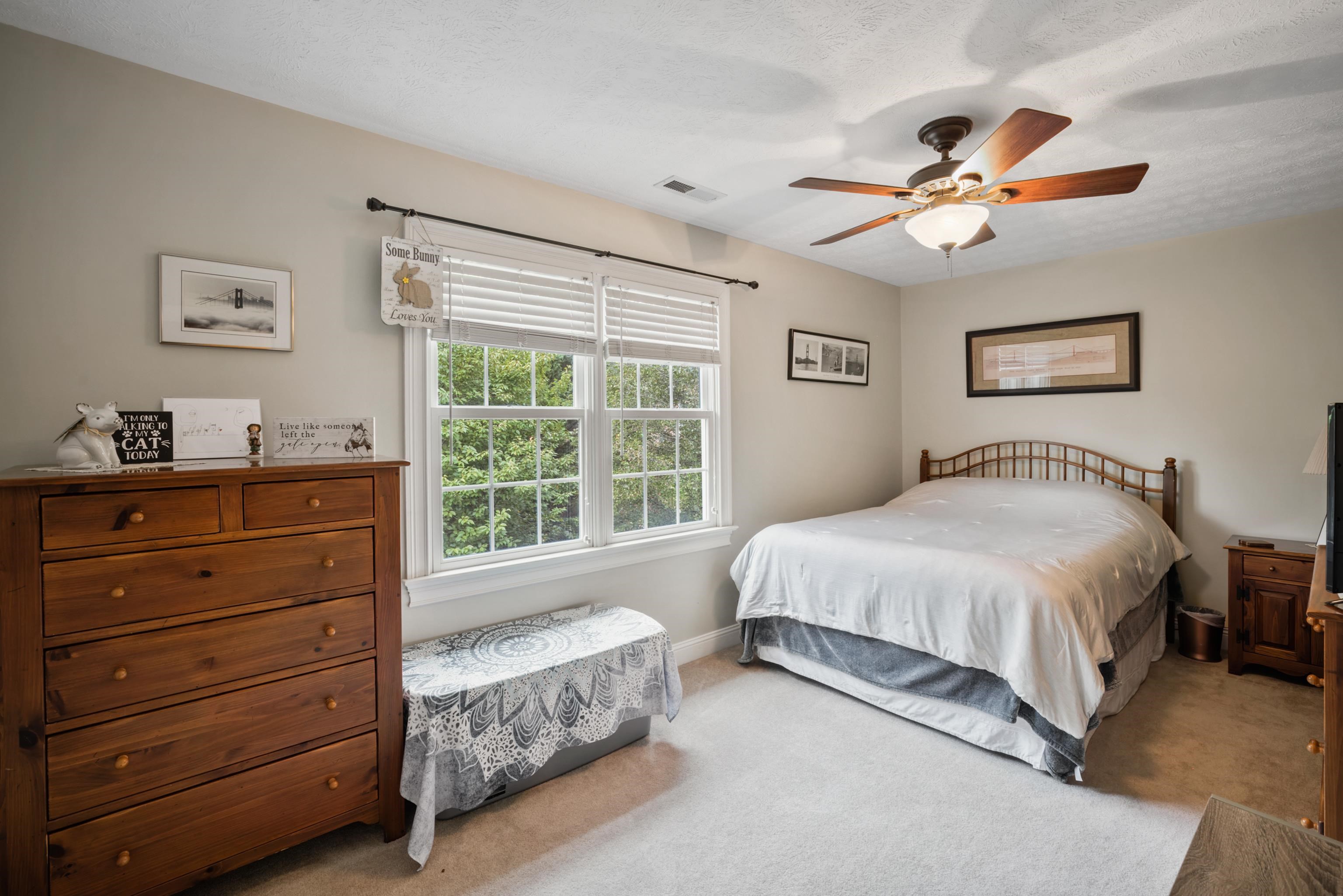 355 CONFEDERACY DR