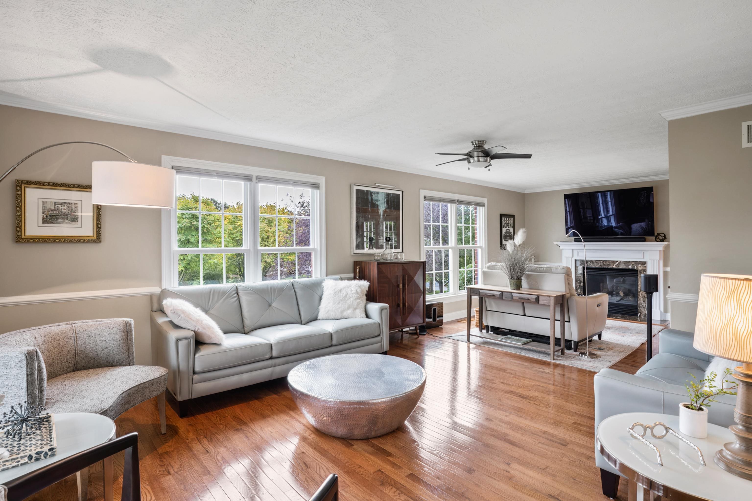 355 CONFEDERACY DR