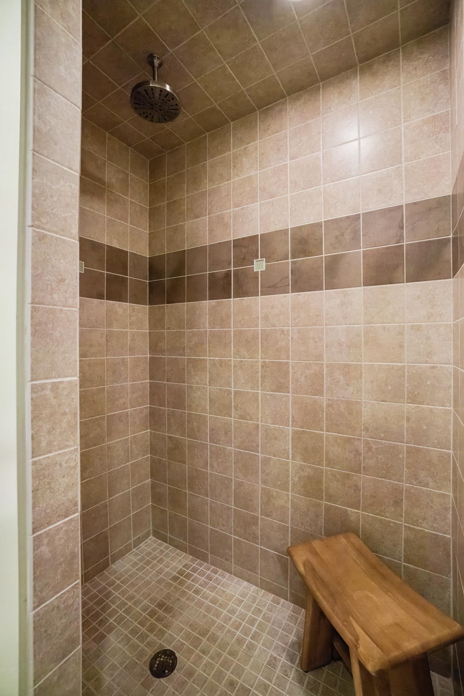355 CONFEDERACY DR