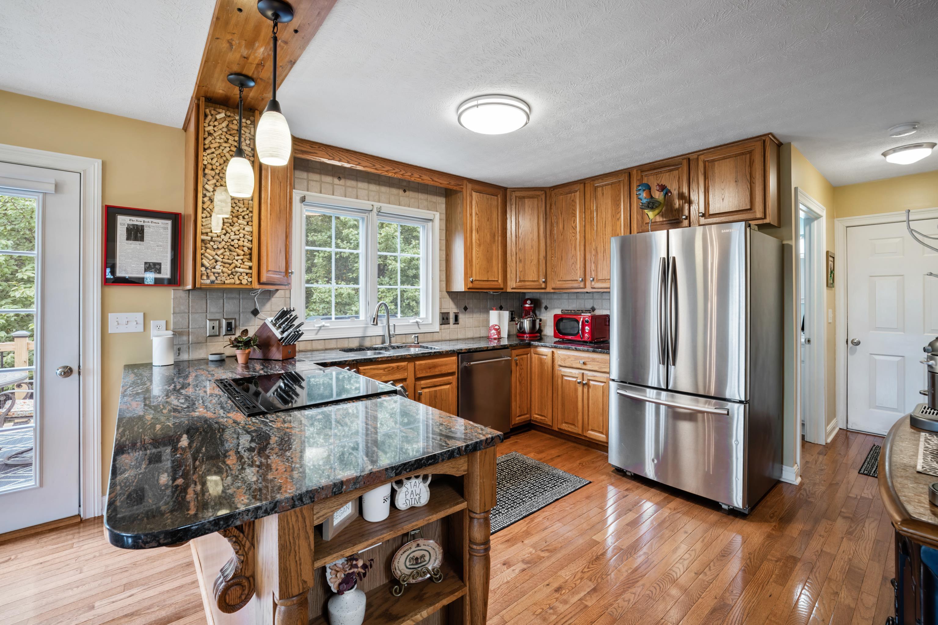 355 CONFEDERACY DR