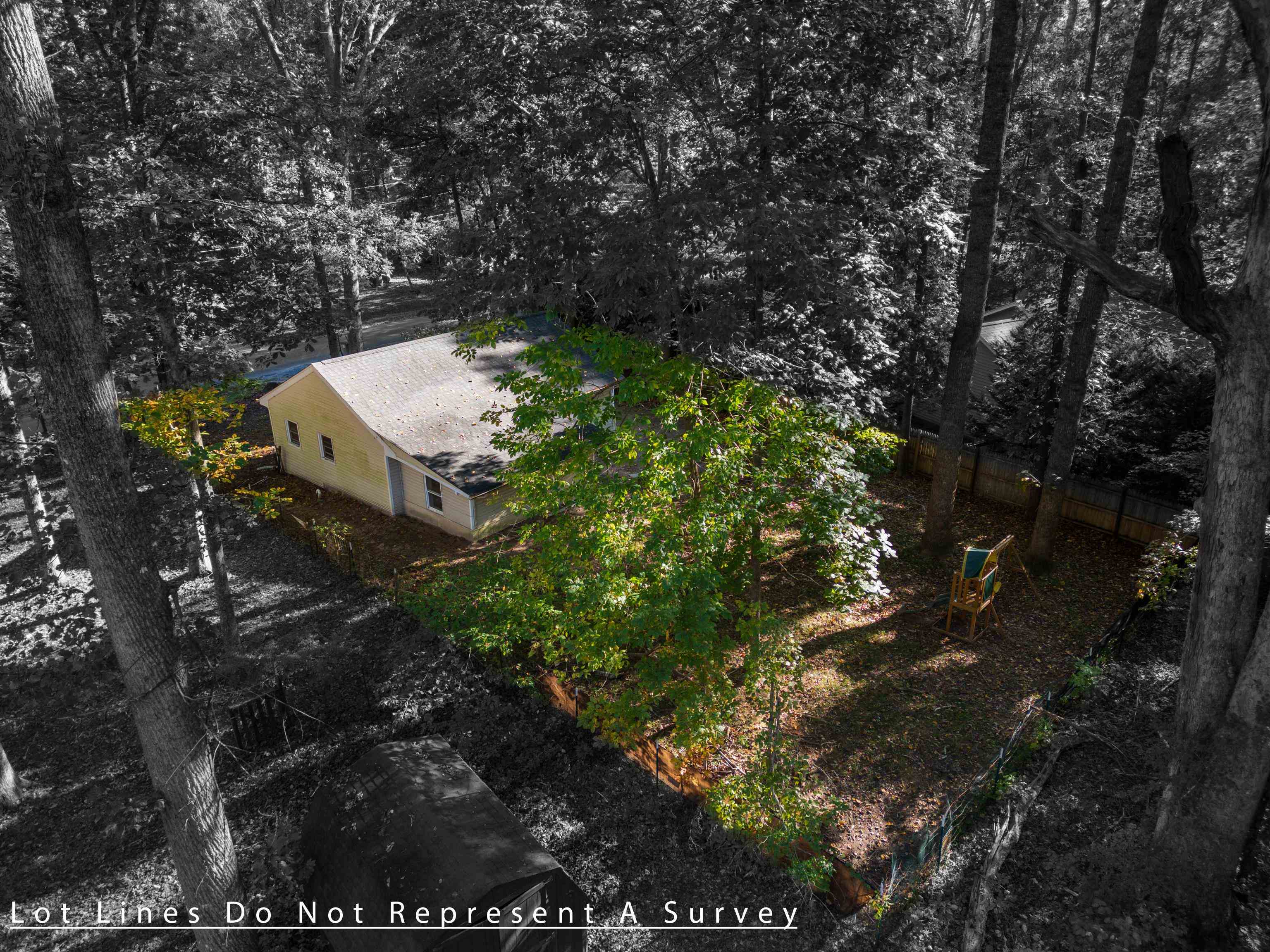 596 N LAKESHORE DR
