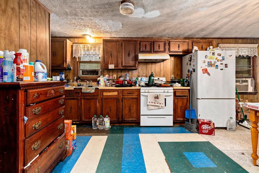 1038 SMITH RD