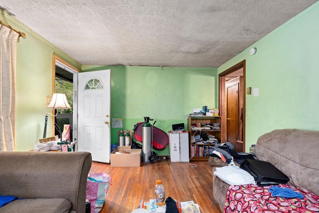 1038 SMITH RD