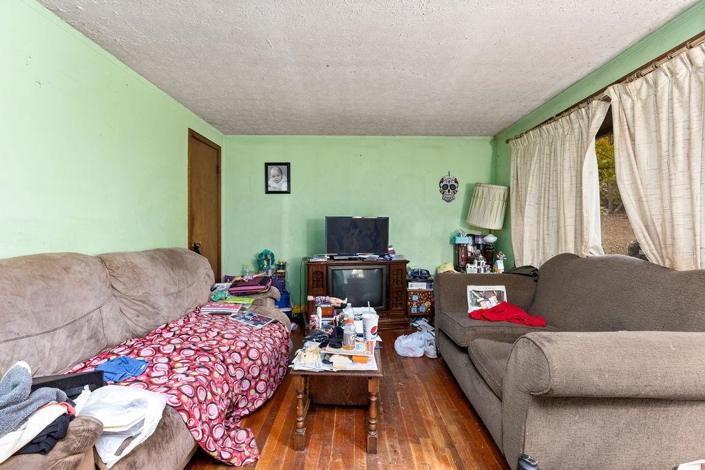 1038 SMITH RD