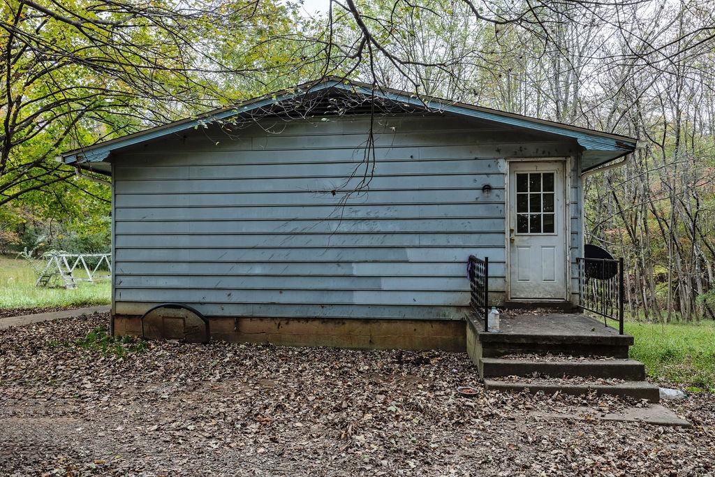 1038 SMITH RD