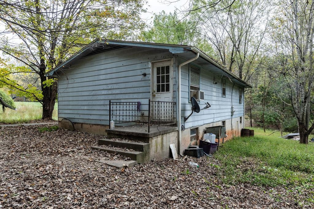 1038 SMITH RD