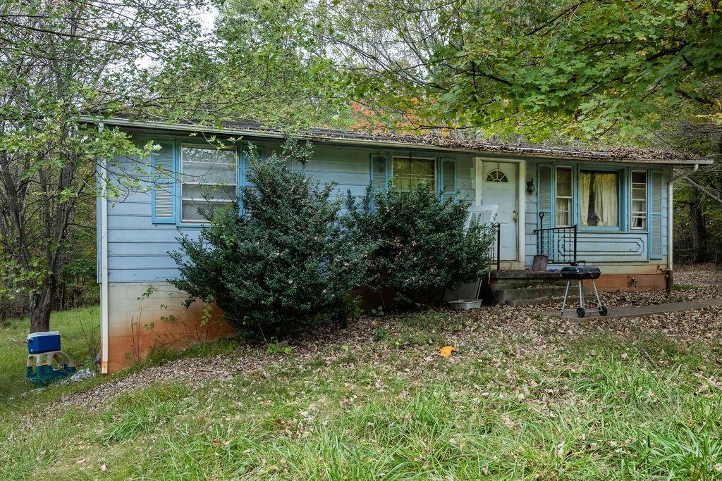 1038 SMITH RD