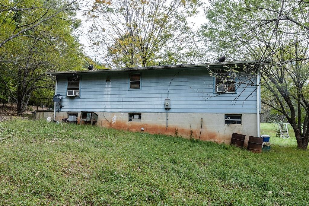 1038 SMITH RD