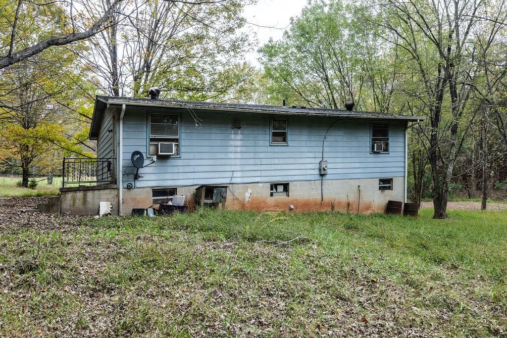 1038 SMITH RD
