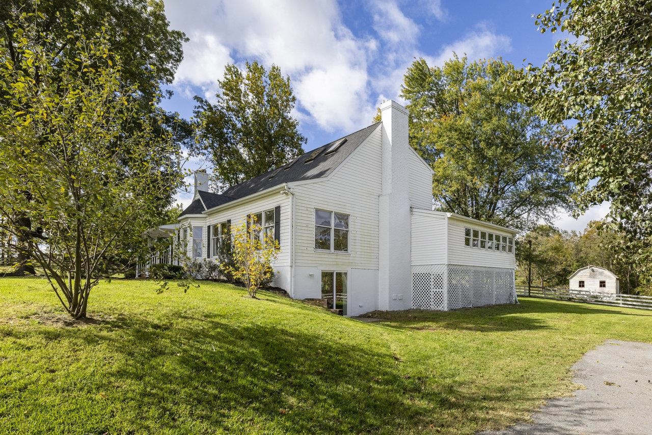 11193 INDIAN TRAIL RD