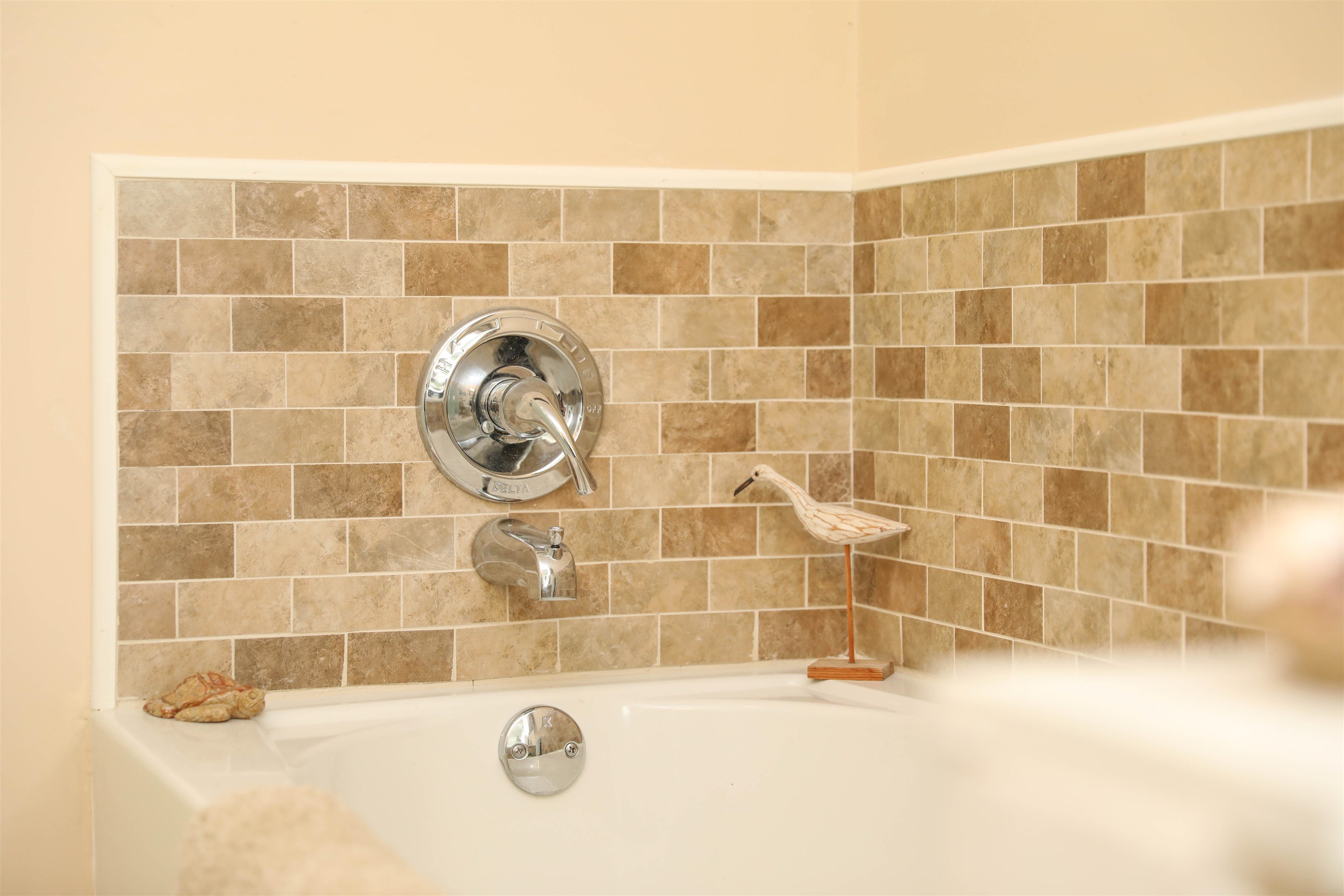 104 COUNTRY LODGE RD