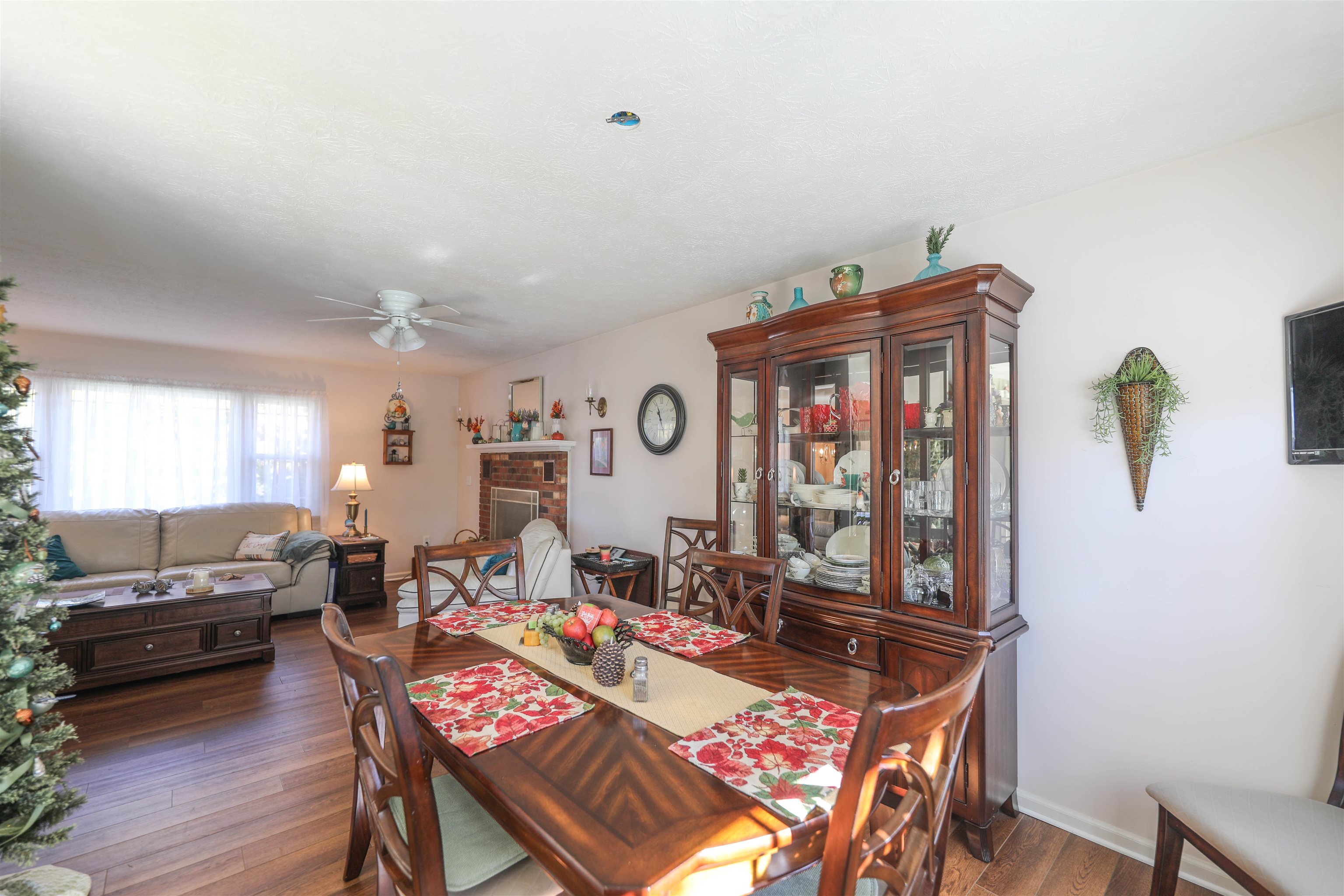 104 COUNTRY LODGE RD