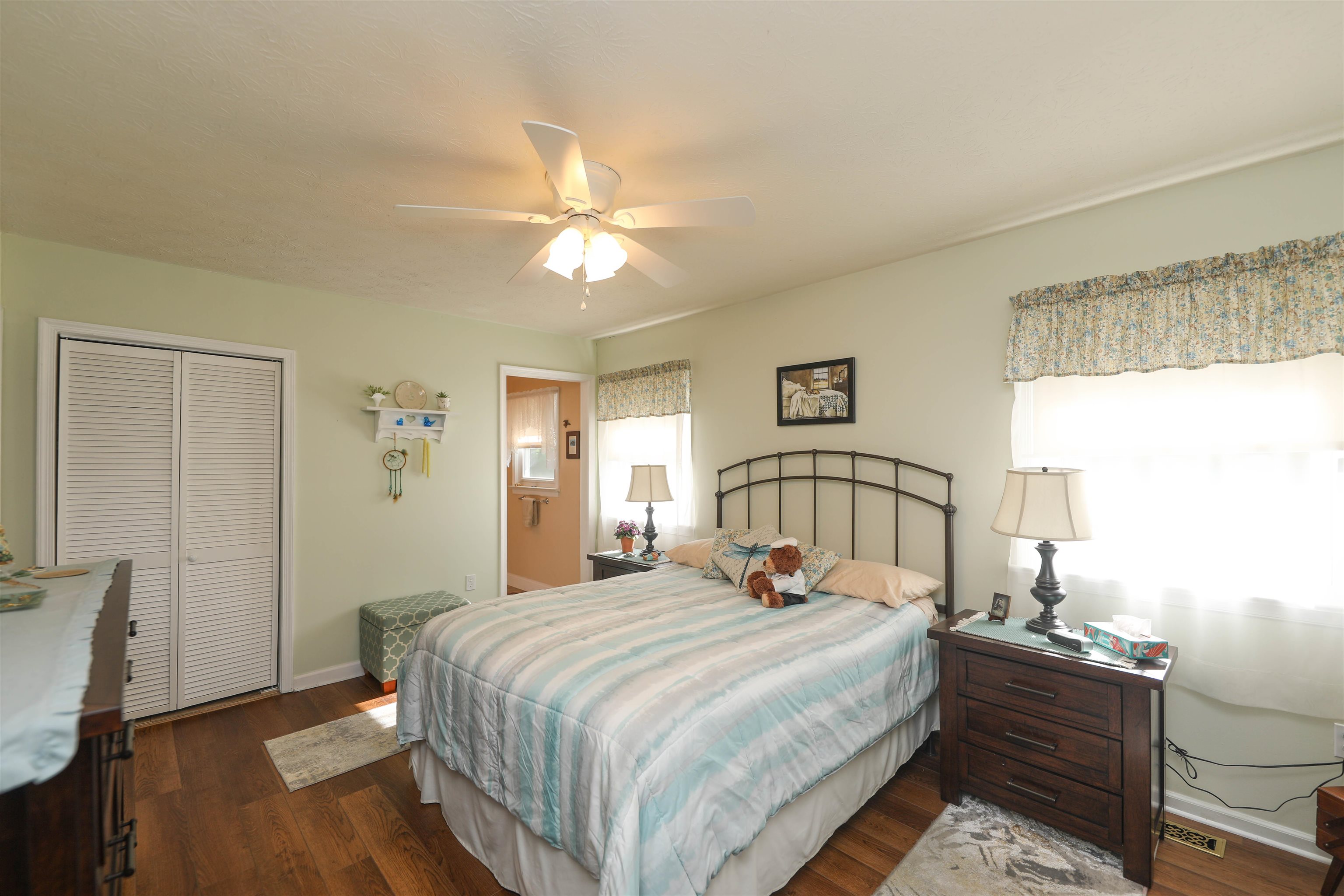 104 COUNTRY LODGE RD