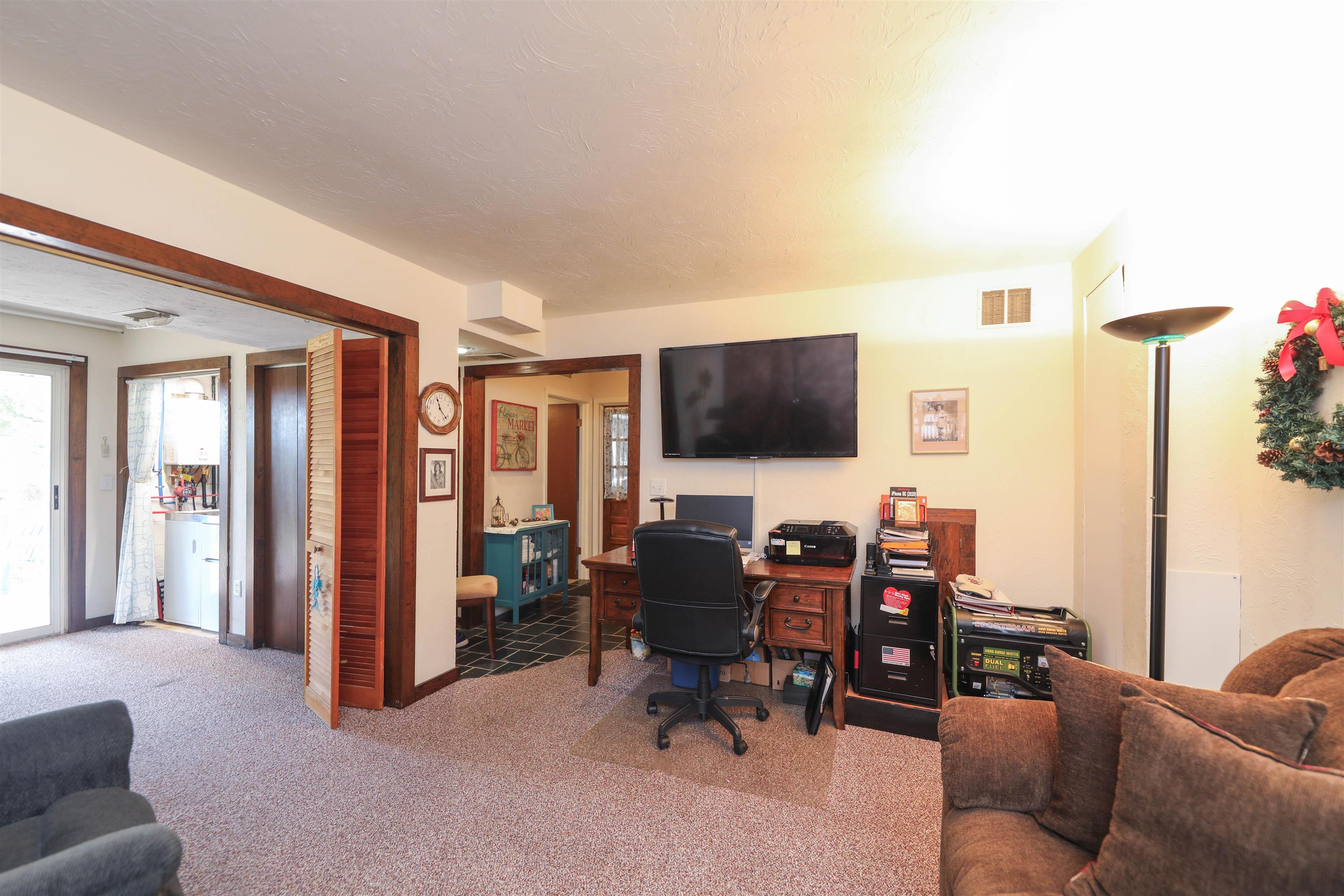 104 COUNTRY LODGE RD