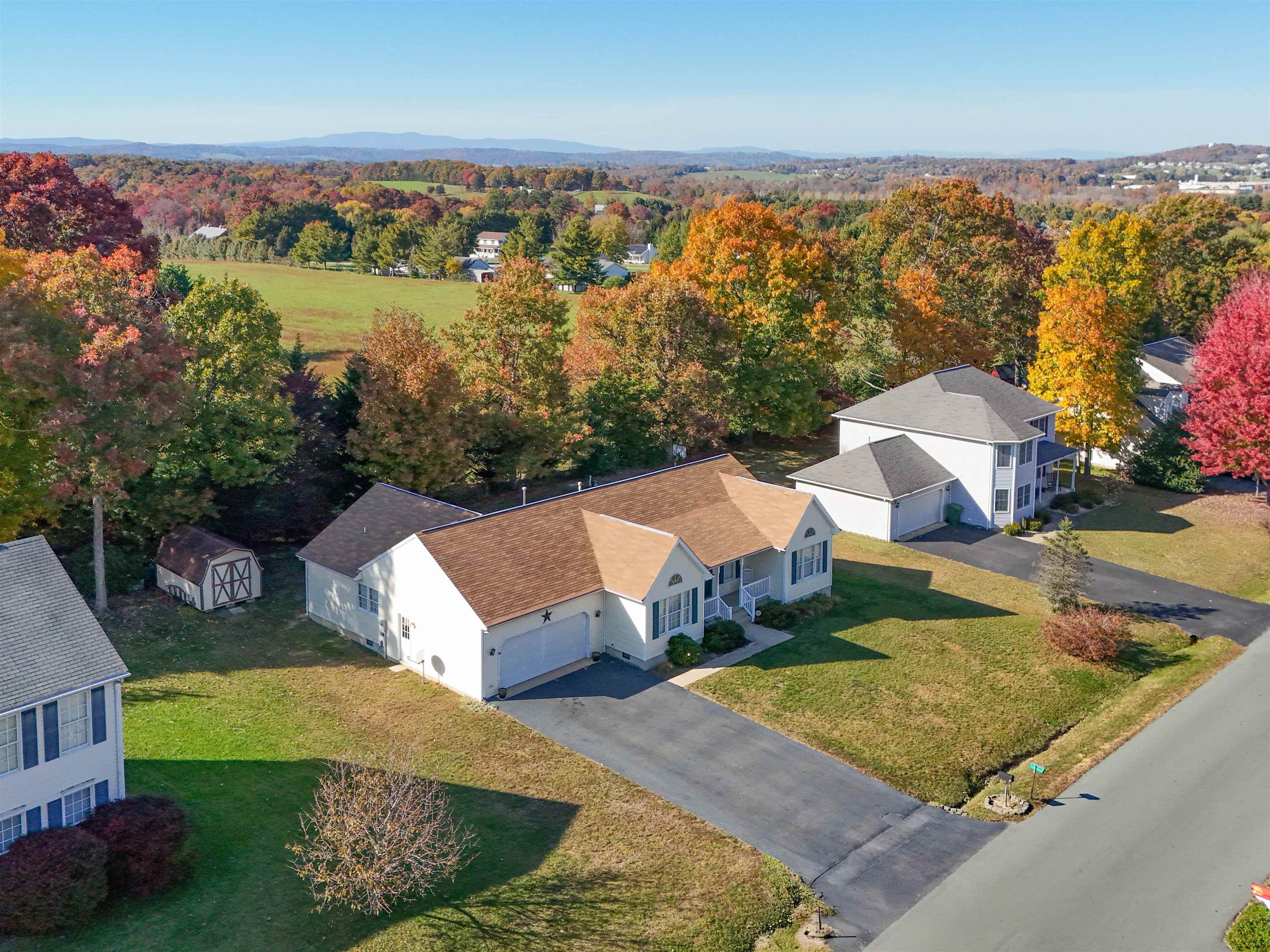 229 ARROWHEAD LN